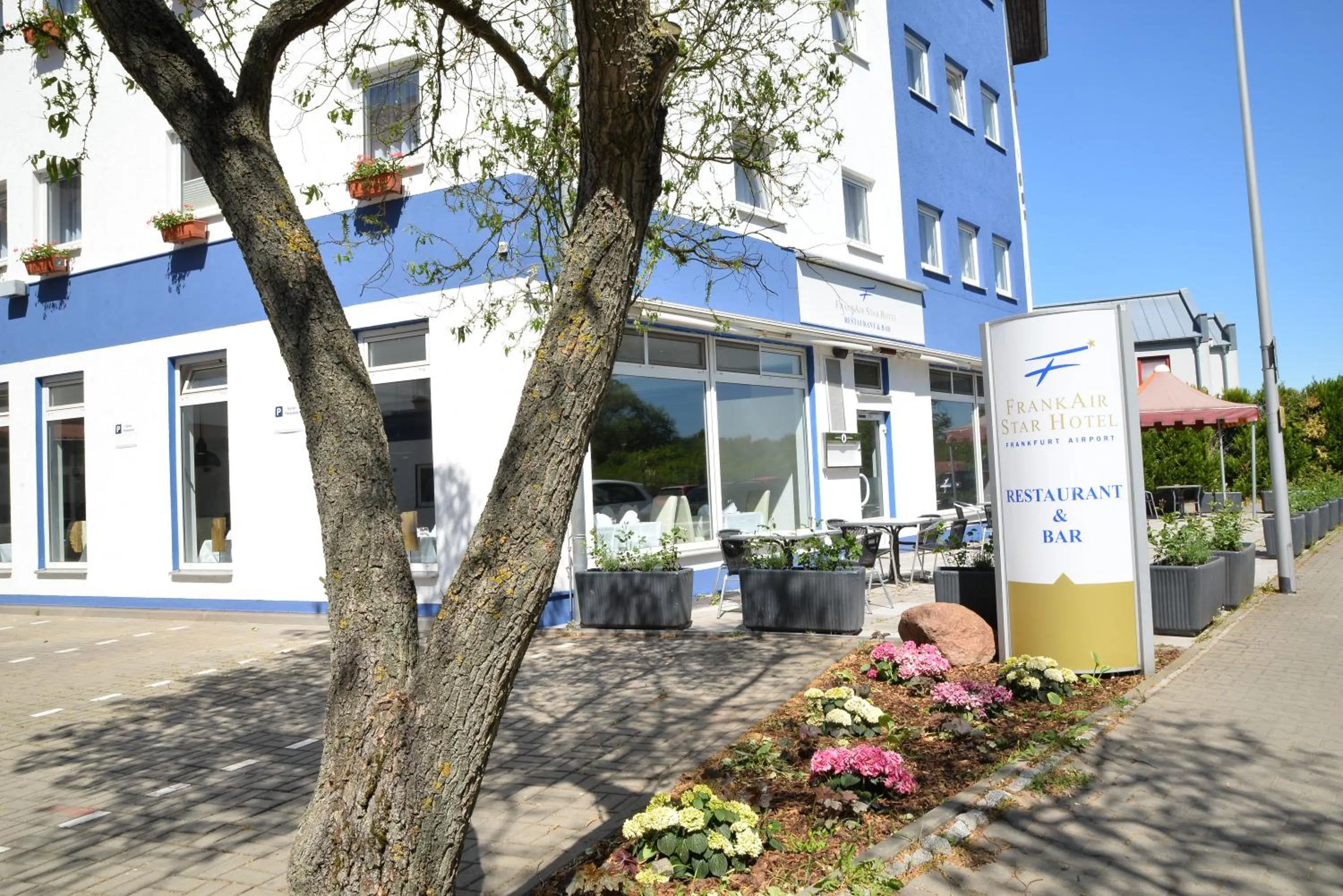 Property building in Anor Hotel & Conference Center Frankfurt Airport