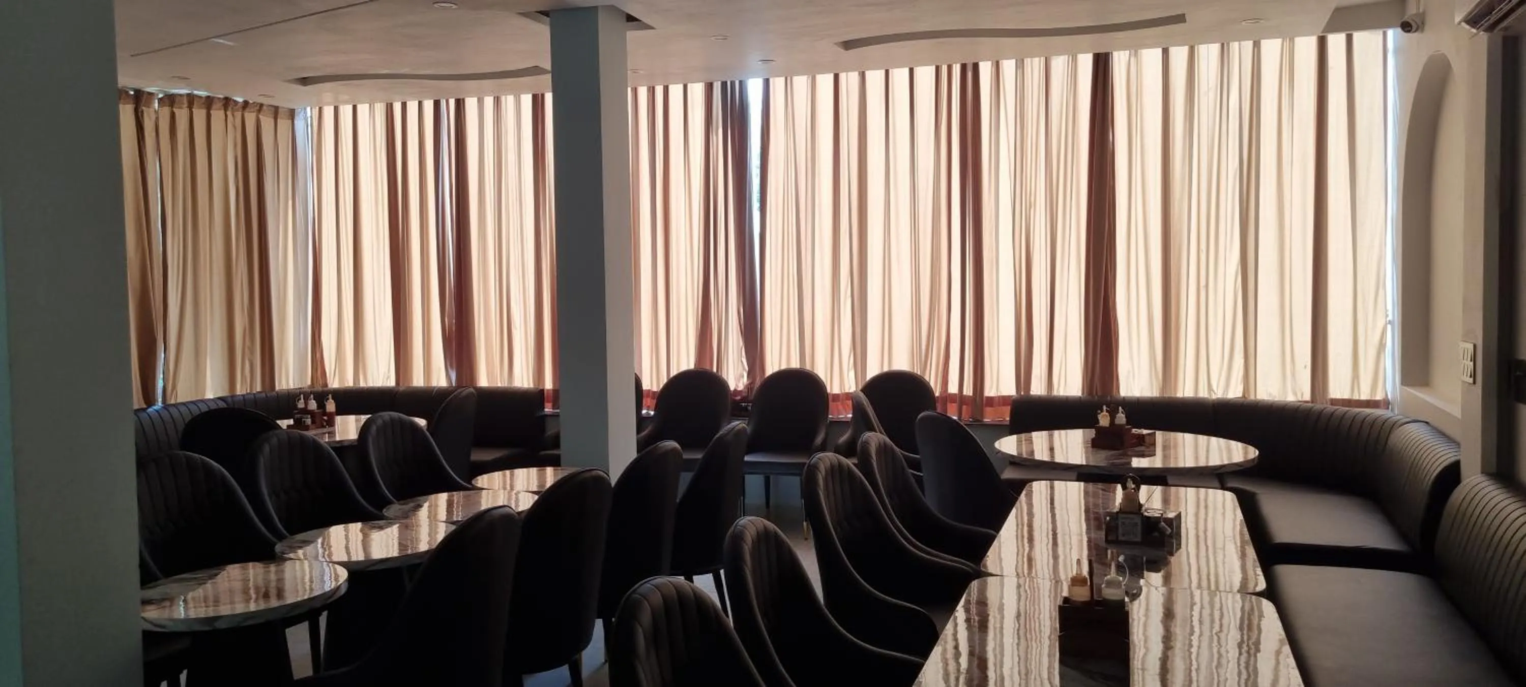 Restaurant/places to eat in Ravihans Aranyam - Resort & Restaurant