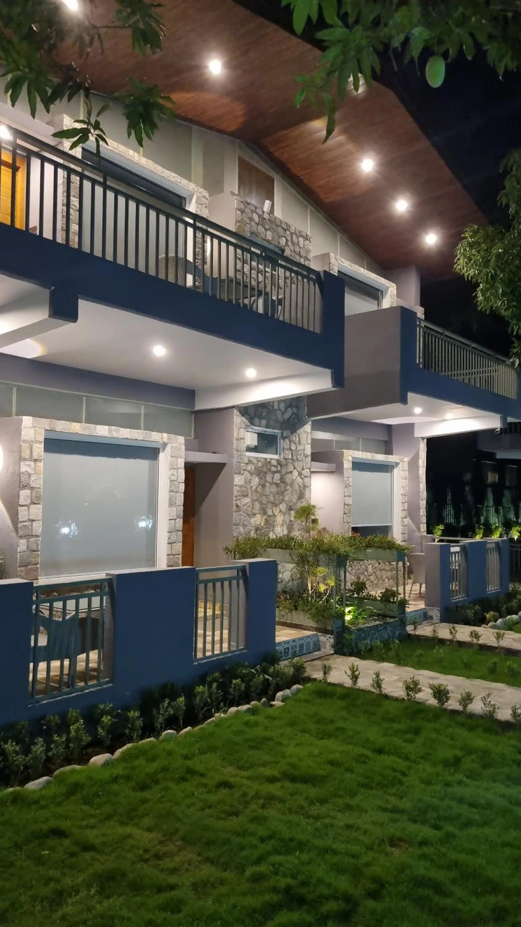 Ravihans Aranyam - Resort & Restaurant