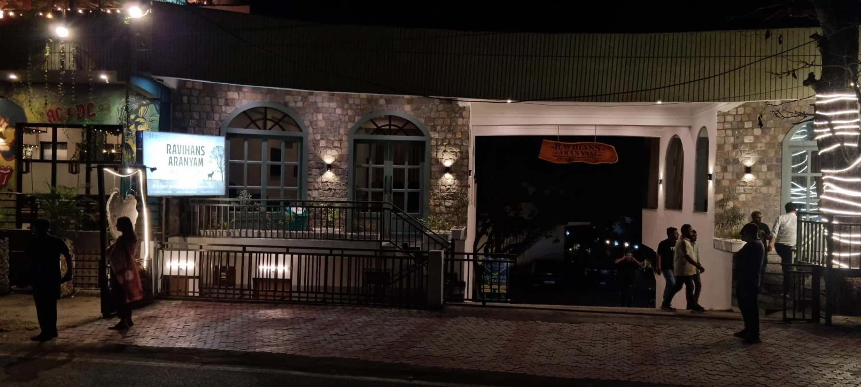 Facade/entrance in Ravihans Aranyam - Resort & Restaurant