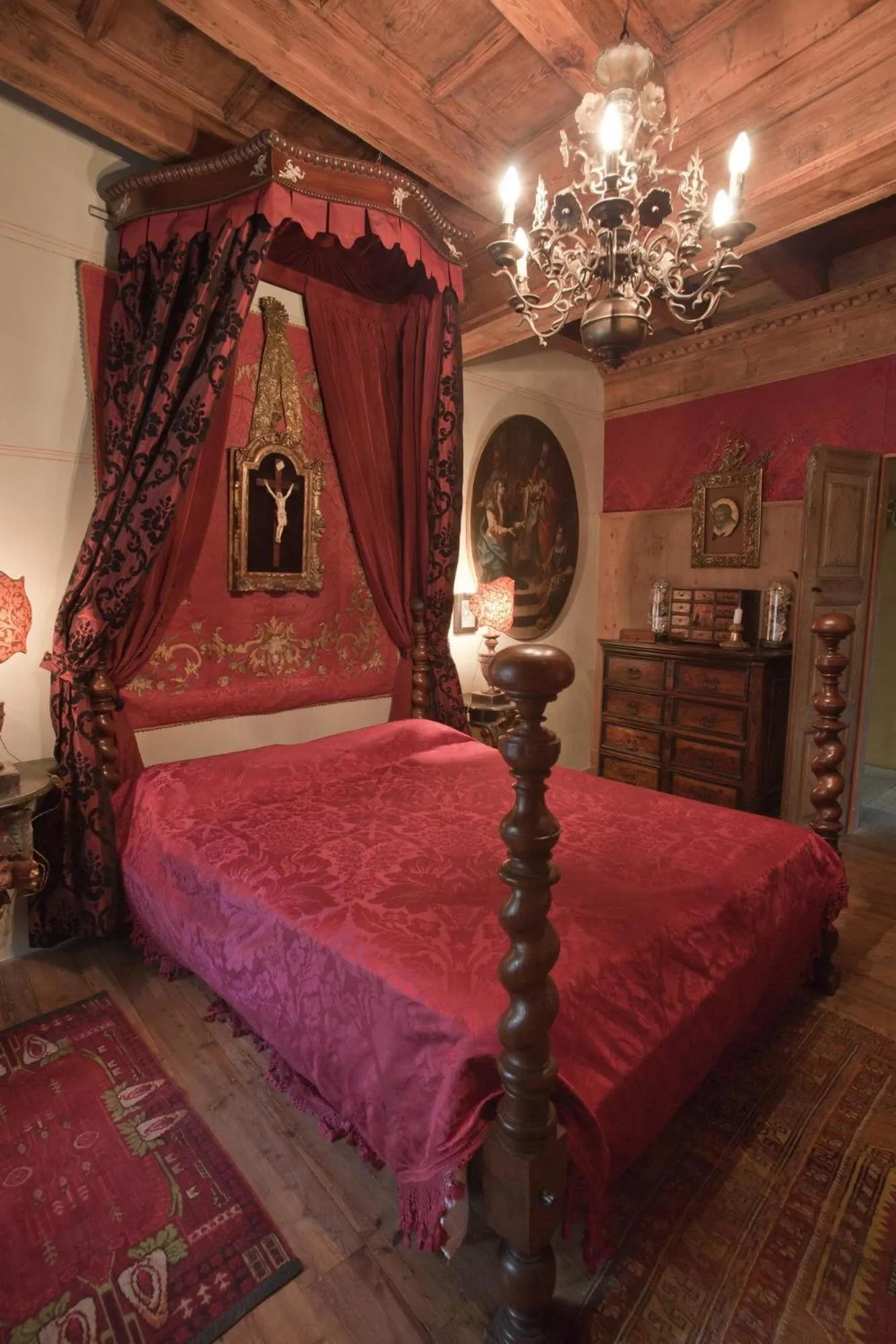 Photo of the whole room, Bed in B&b di Charme Palazzo Lambertenghi