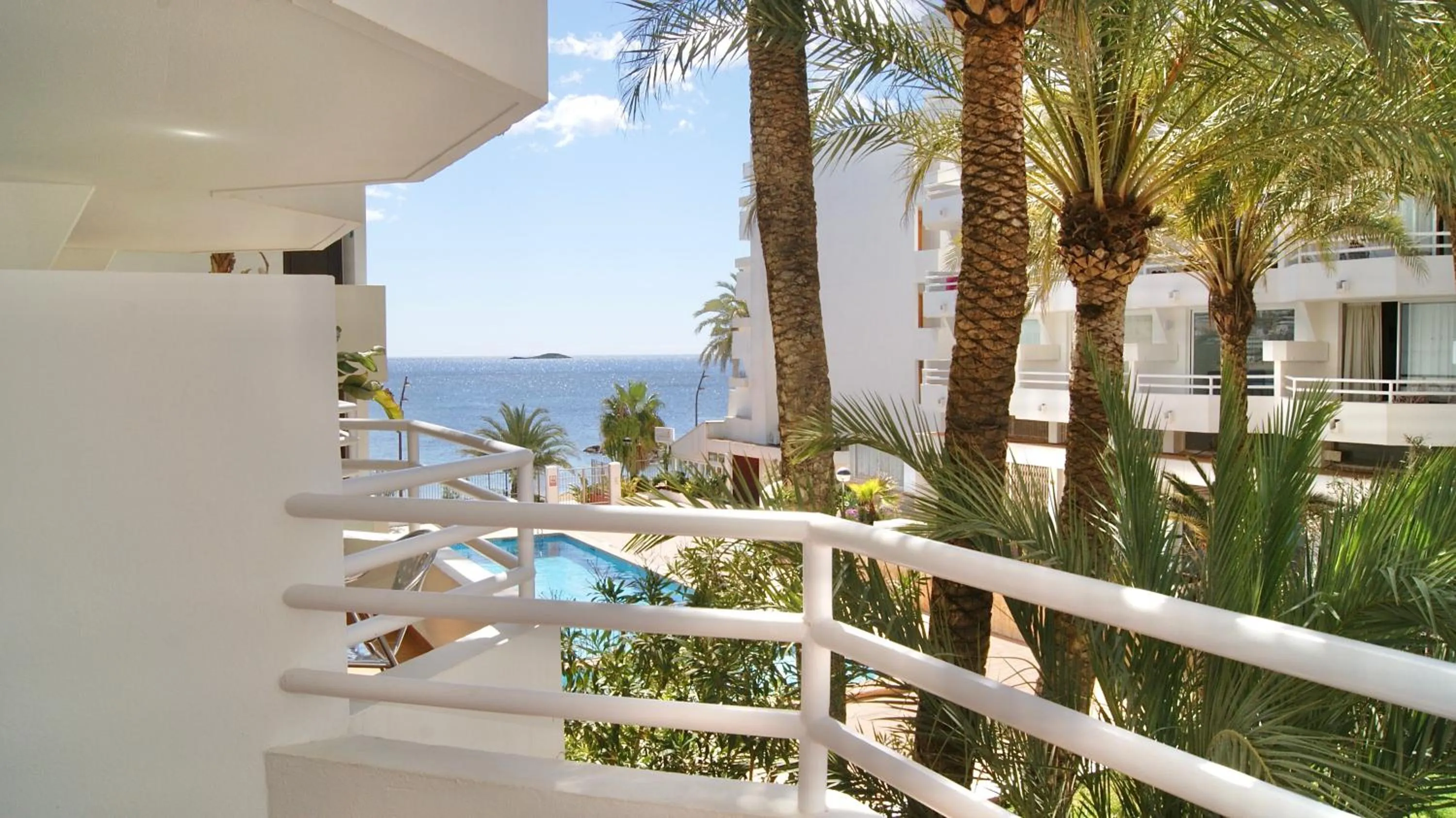 Garden view in Apartamentos Llobet Ibiza