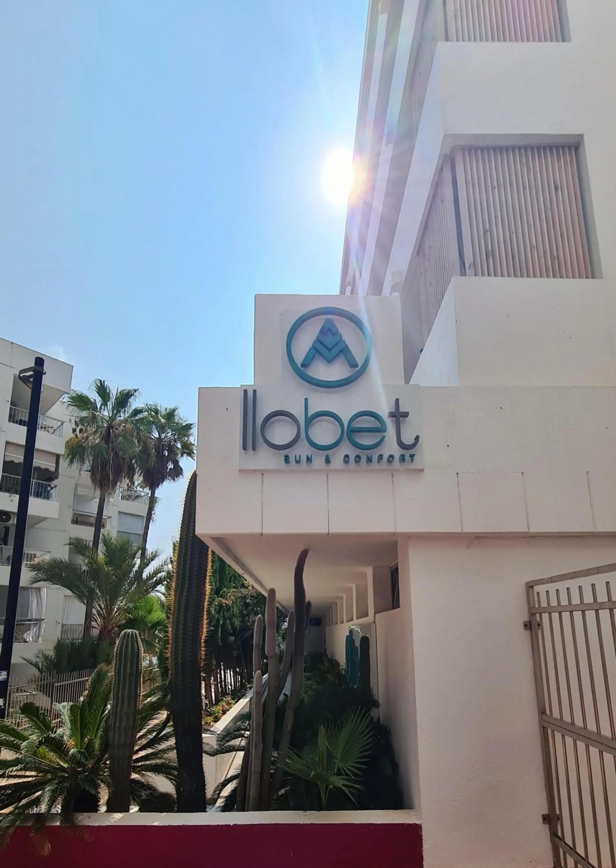 Property building in Apartamentos Llobet Ibiza