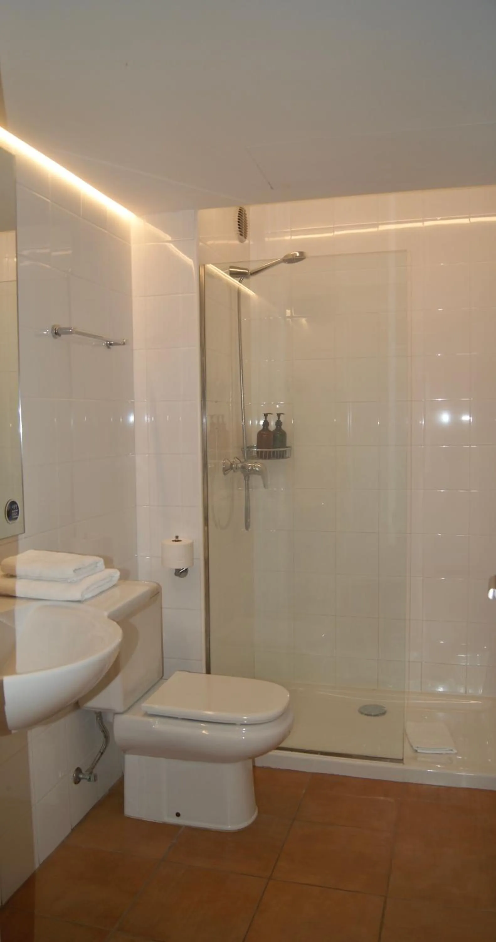 Bathroom in Apartamentos Llobet Ibiza