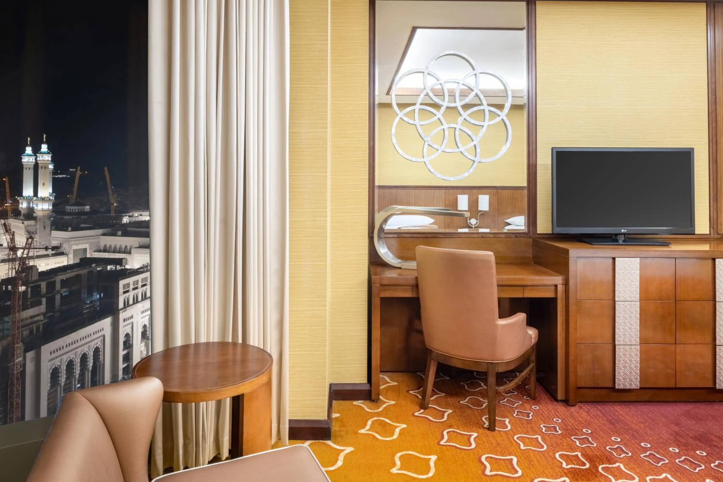 TV and multimedia in Marriott Hotel Jabal Omar Makkah