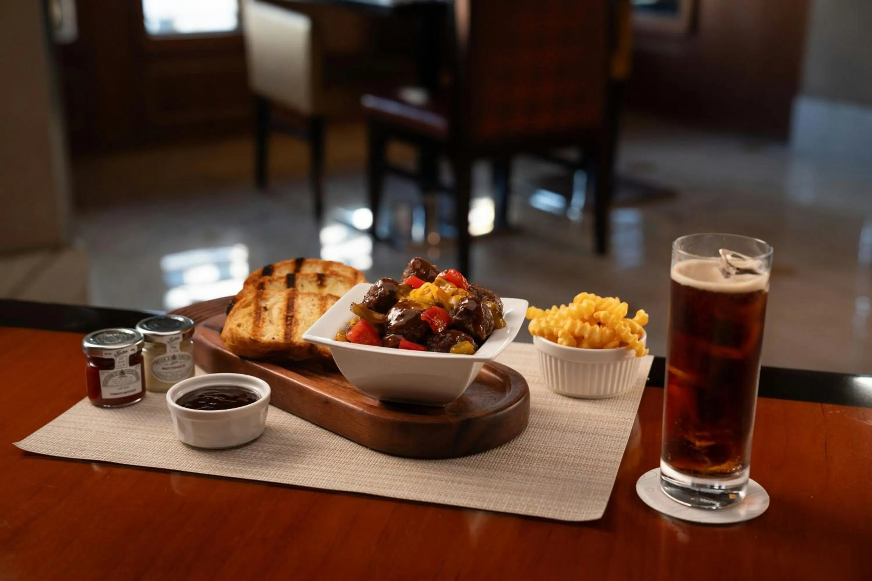 Restaurant/places to eat in Marriott Hotel Jabal Omar Makkah