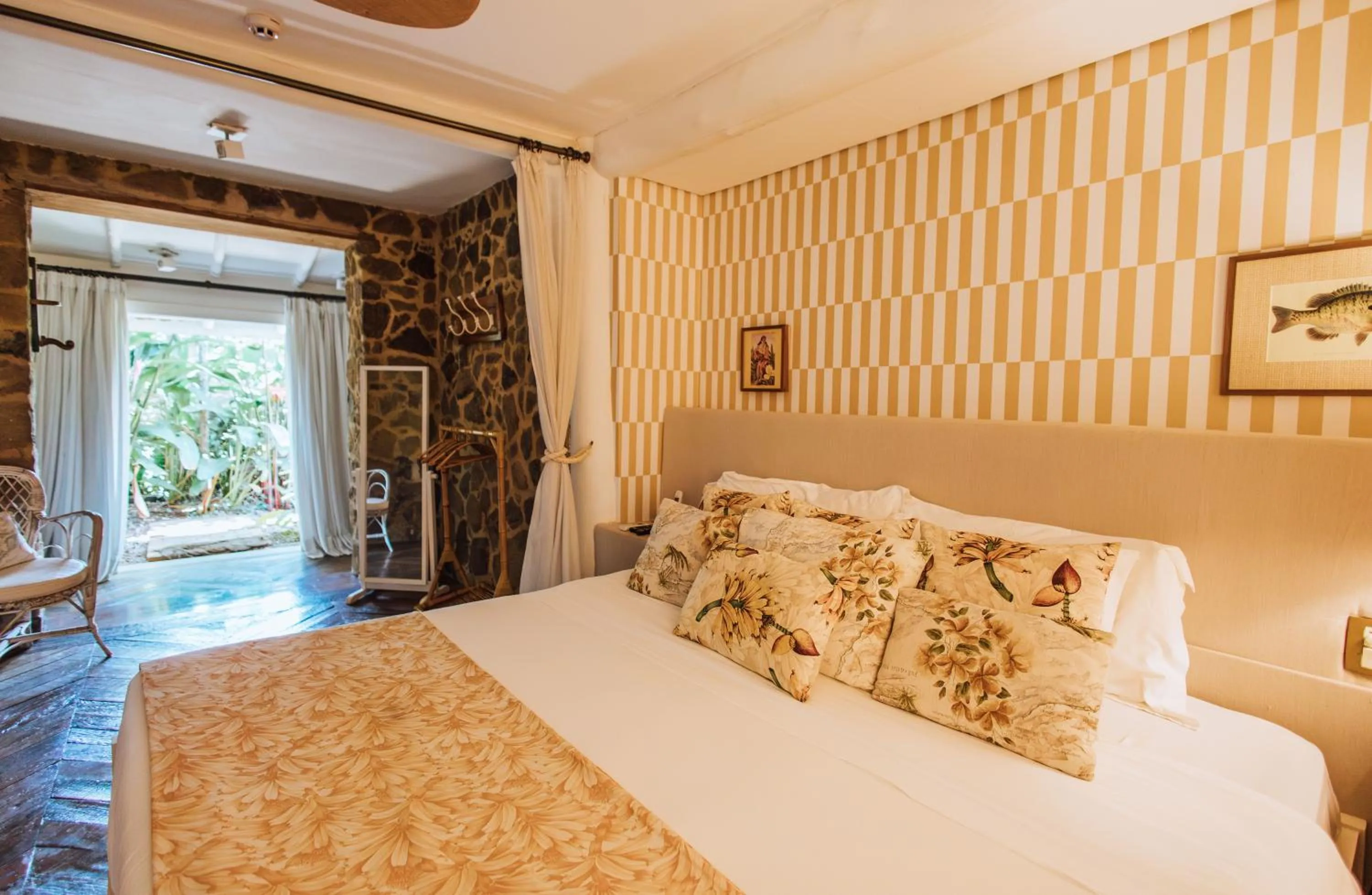 Bed in TW Guaimbê Exclusive Suítes