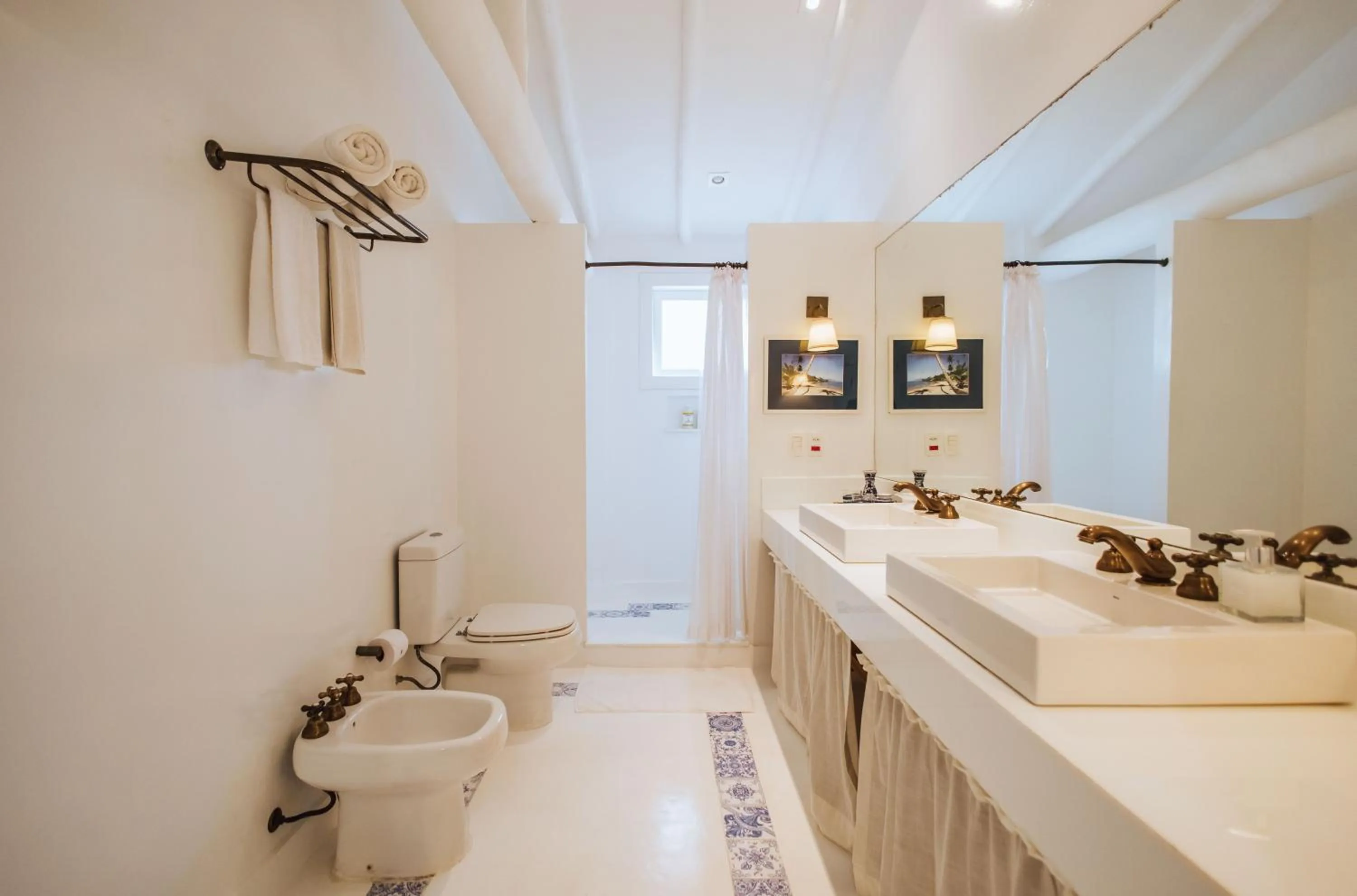 TW Guaimbê Exclusive Suítes