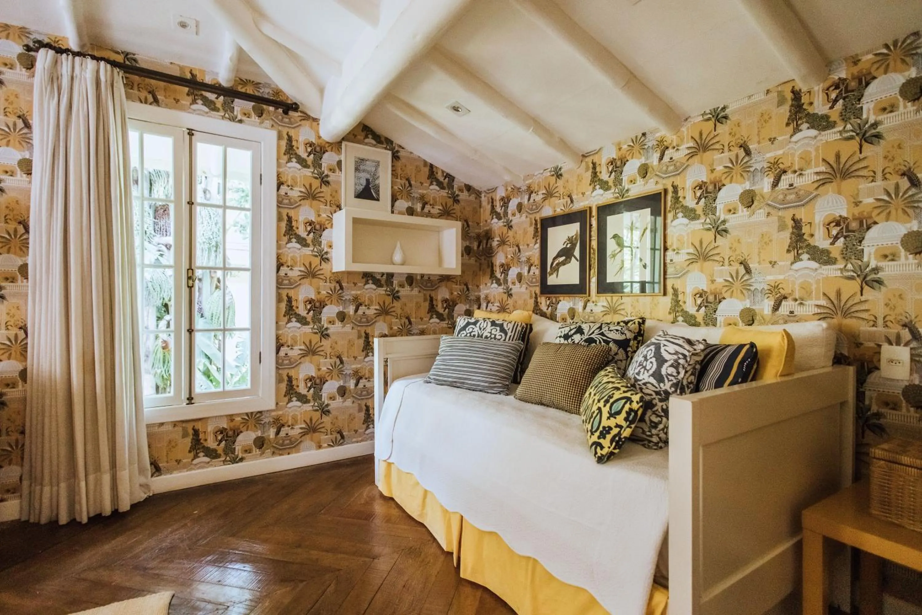 Bed in TW Guaimbê Exclusive Suítes