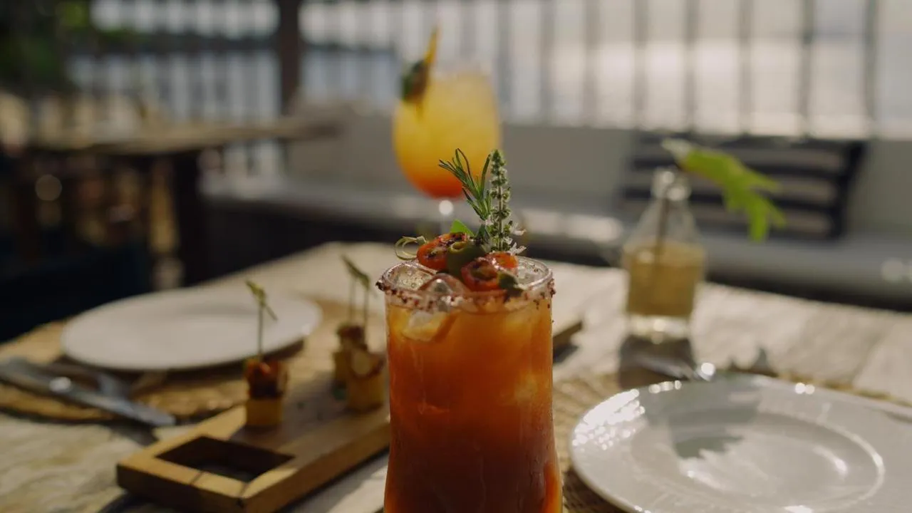 Restaurant/places to eat in TW Guaimbê Exclusive Suítes