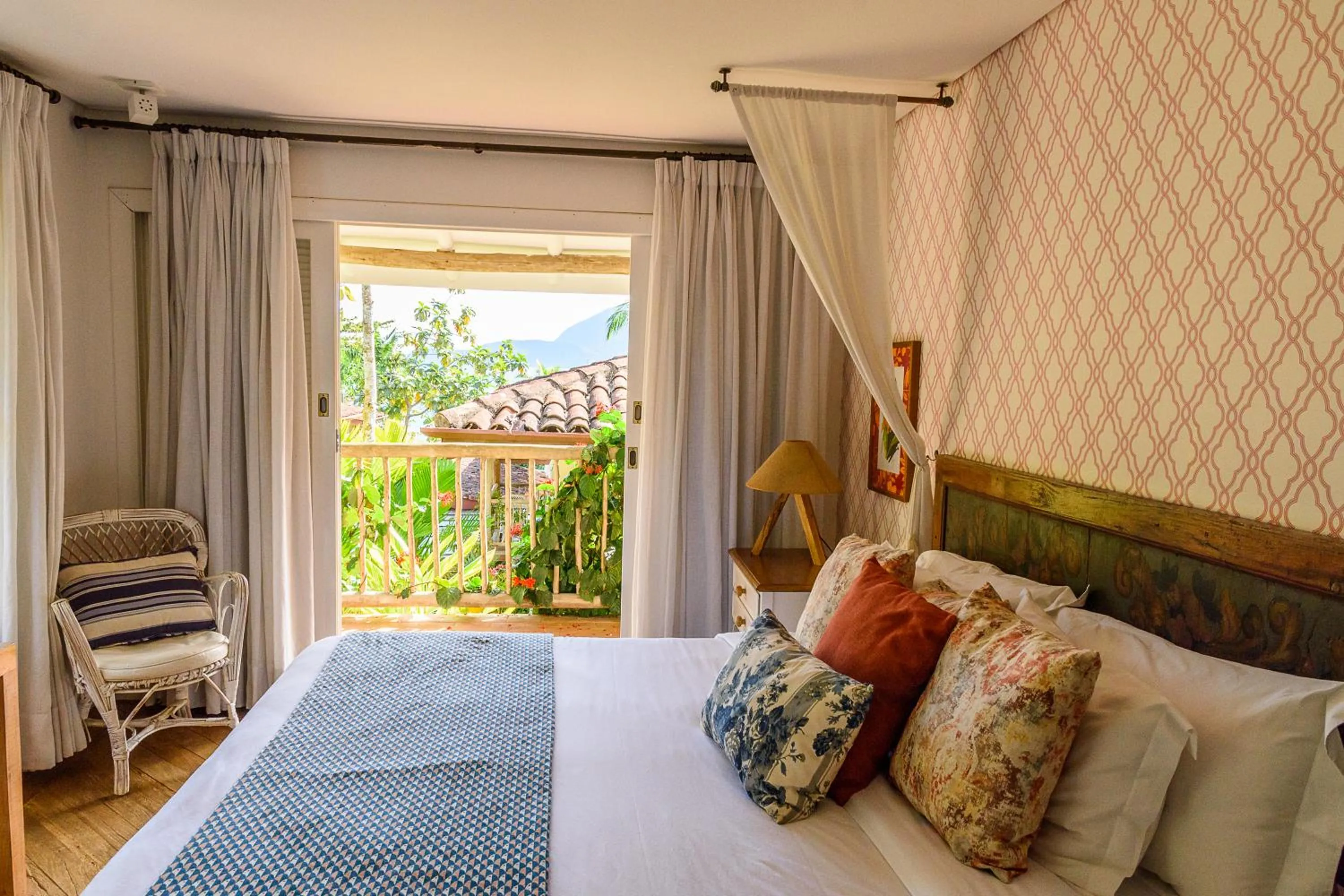 Bed in TW Guaimbê Exclusive Suítes