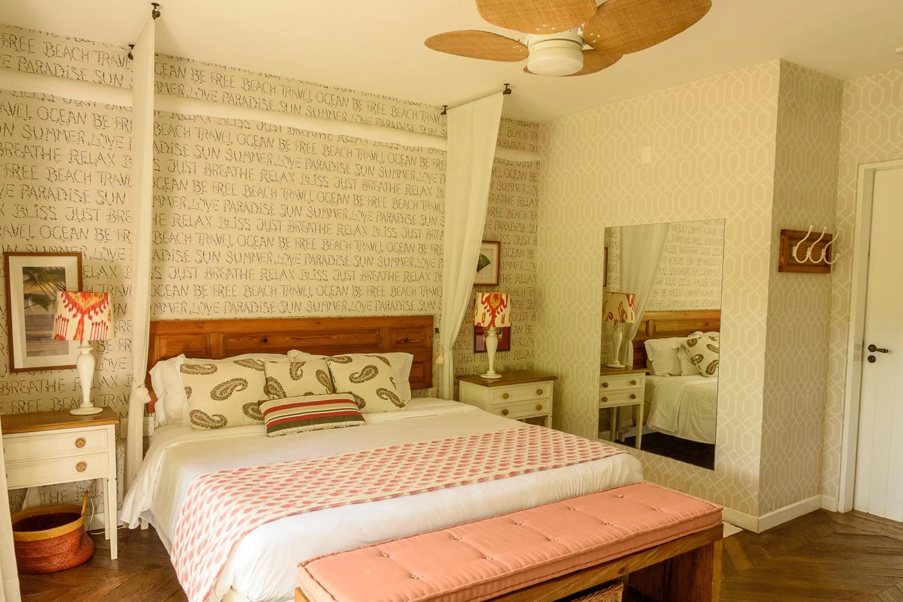 Bed in TW Guaimbê Exclusive Suítes