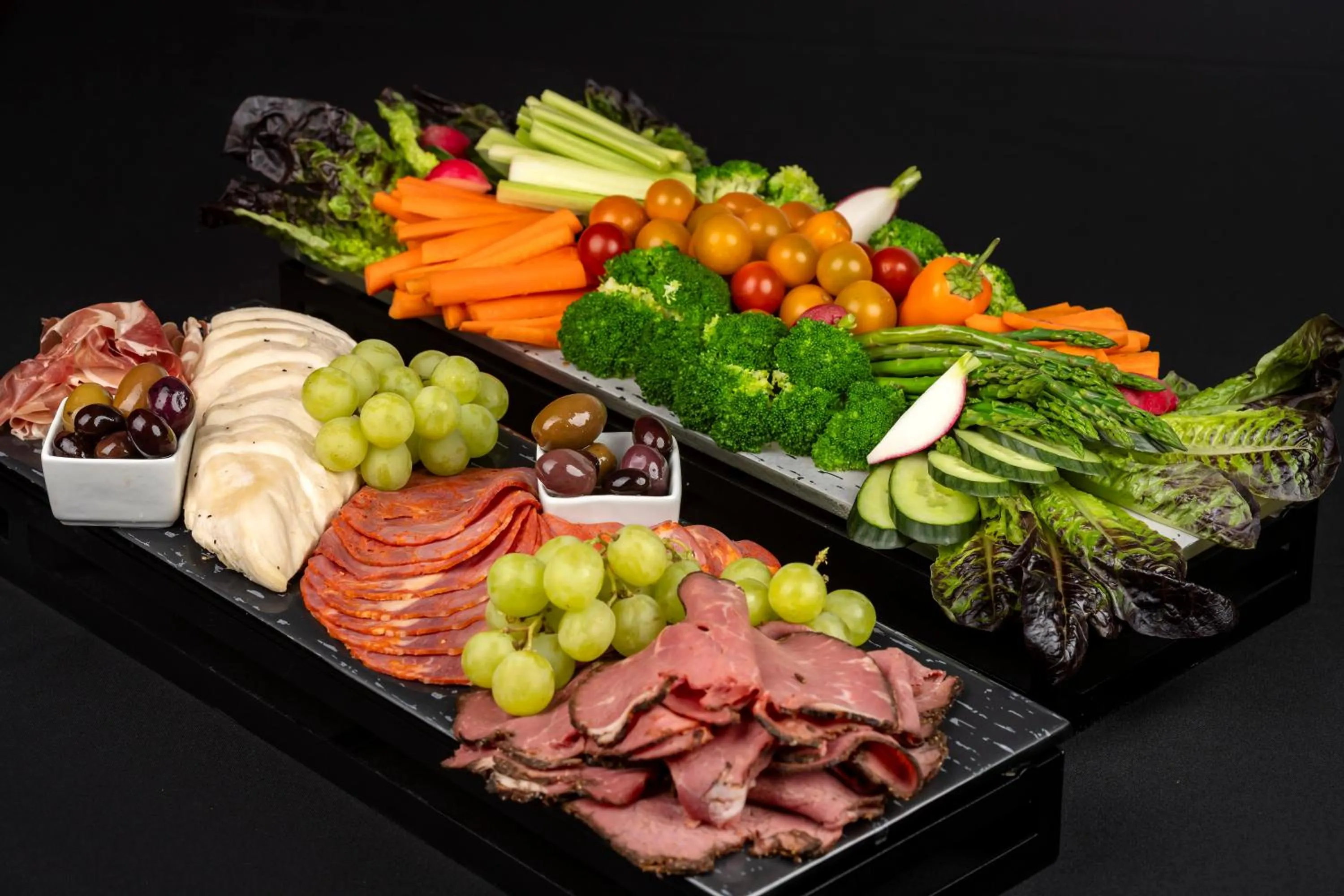 Food in Cambria Hotel Portland - Pearl District