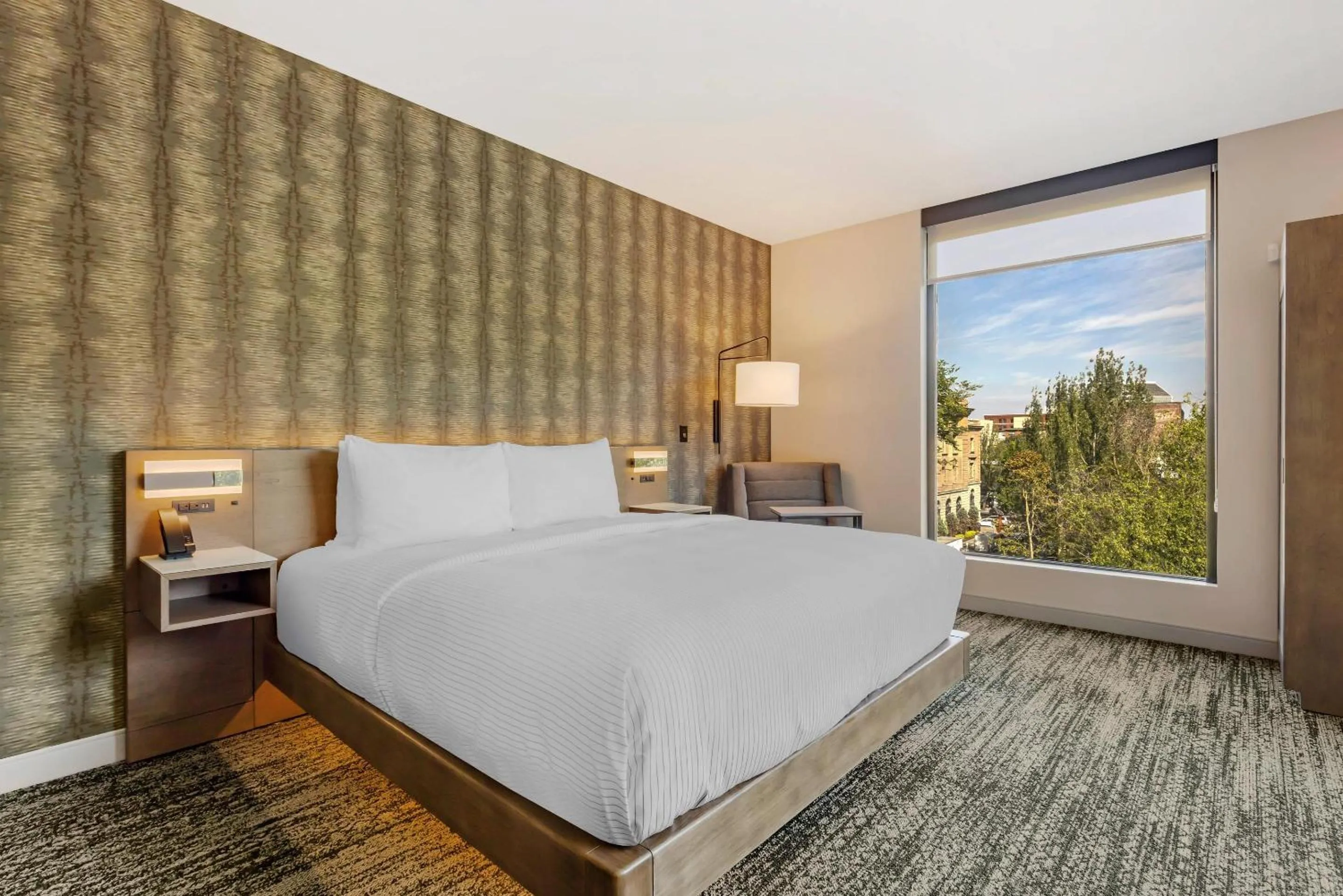 Bedroom, Bed in Cambria Hotel Portland - Pearl District