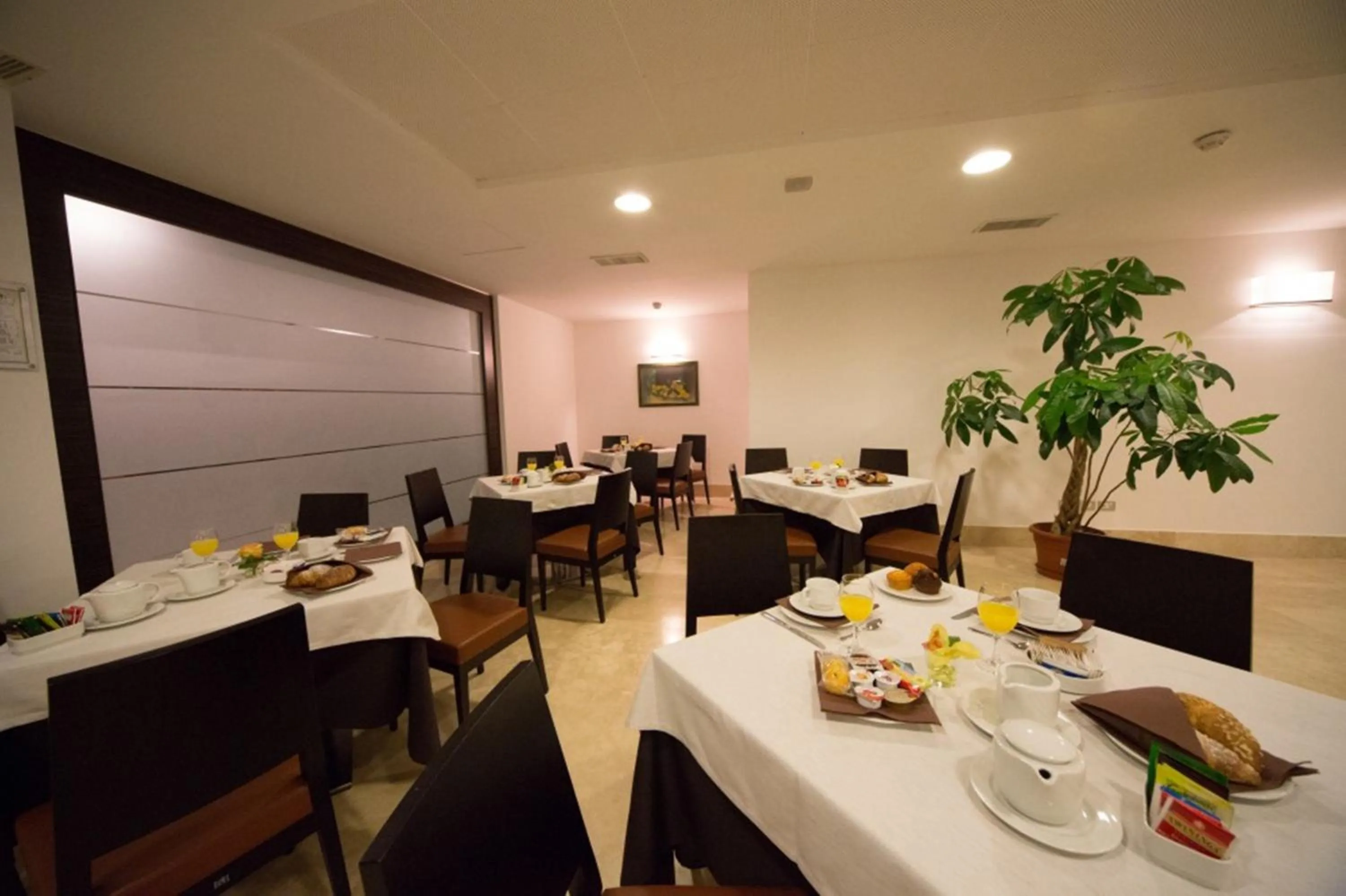 Restaurant/places to eat in Centrum Palace Hotel & Resorts