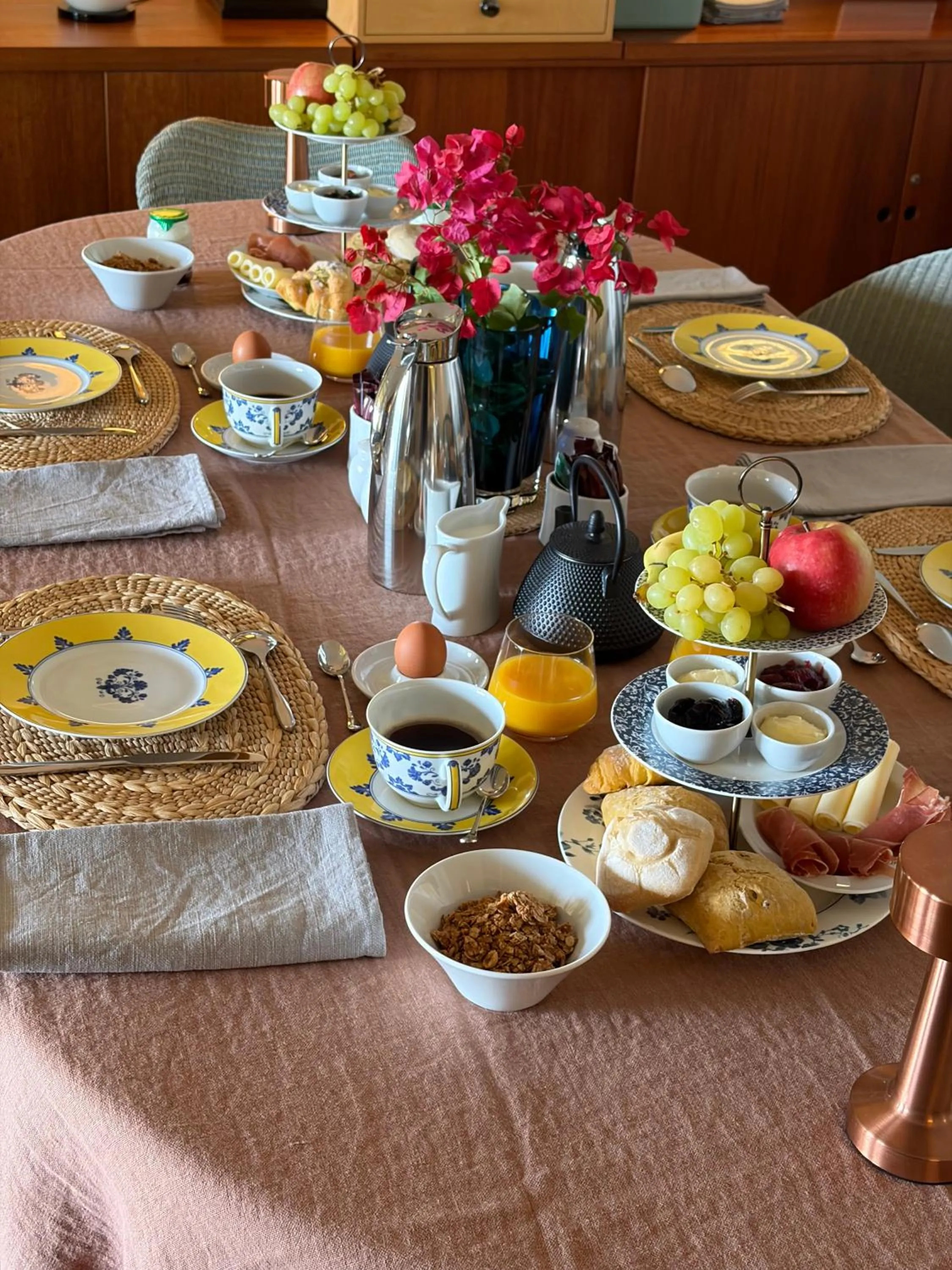 Breakfast in Quinta das Eirinhas-Jardim de Bonsai