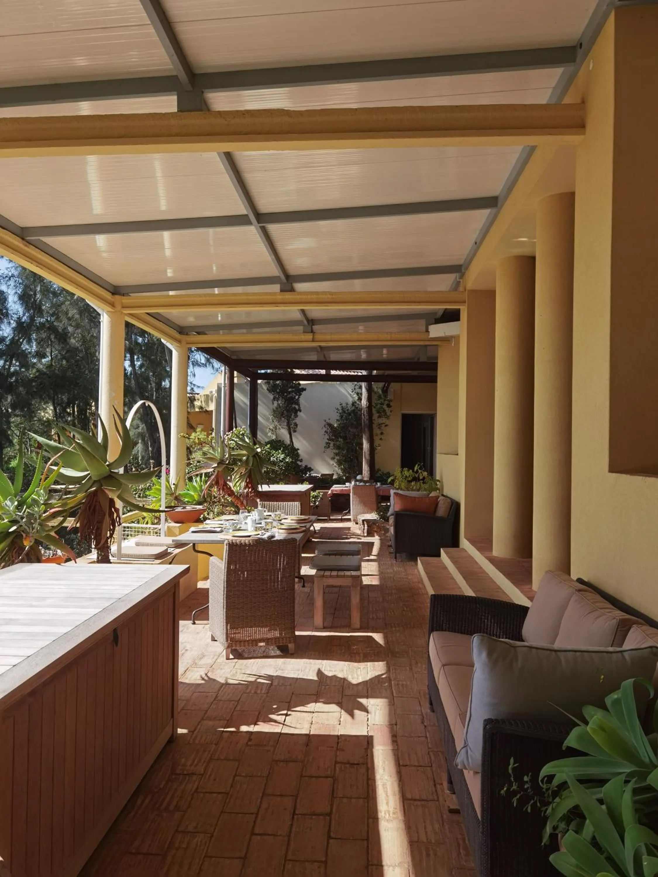 Patio in Quinta das Eirinhas-Jardim de Bonsai