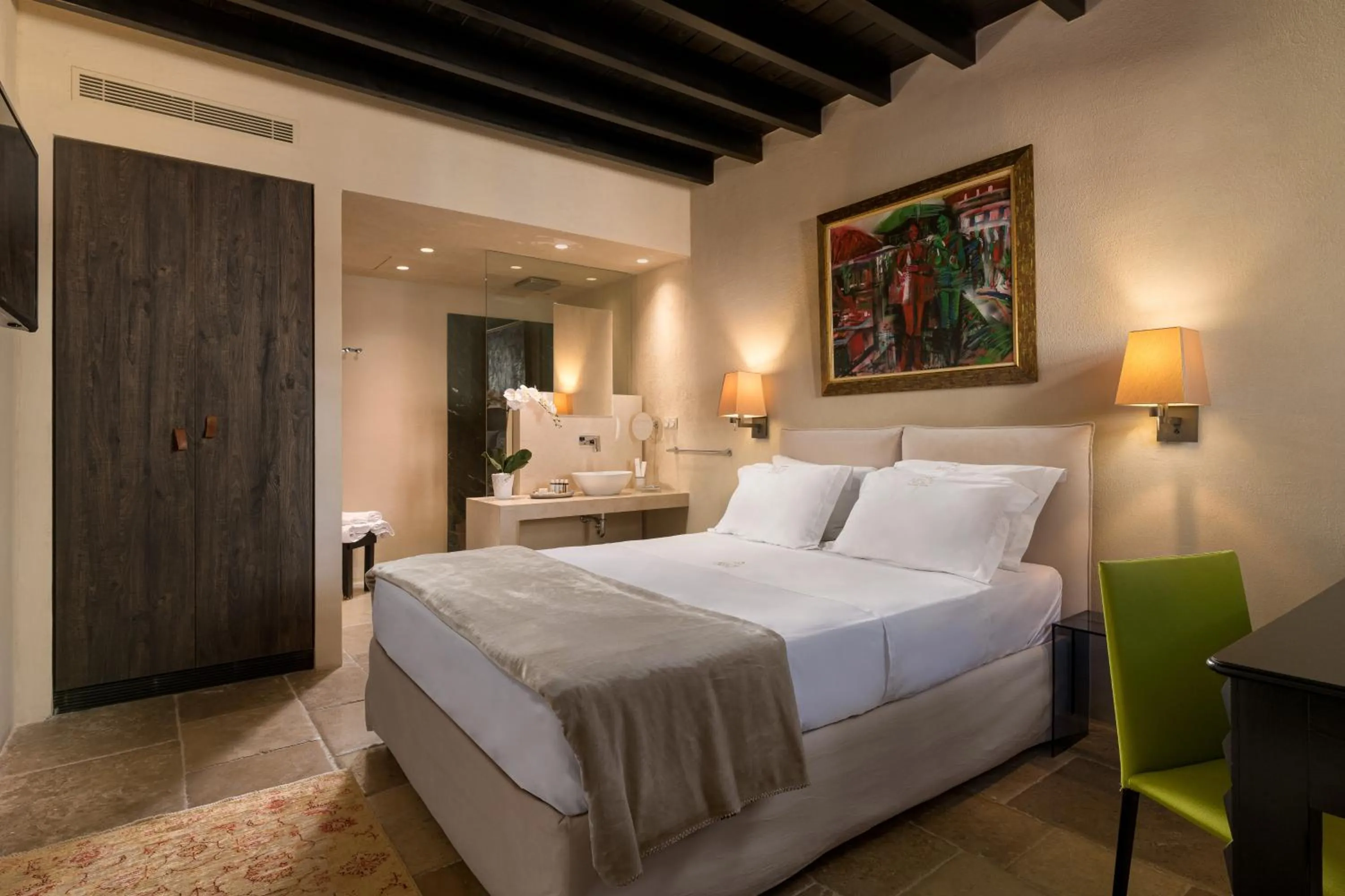 Photo of the whole room in Allegory Boutique Hotel