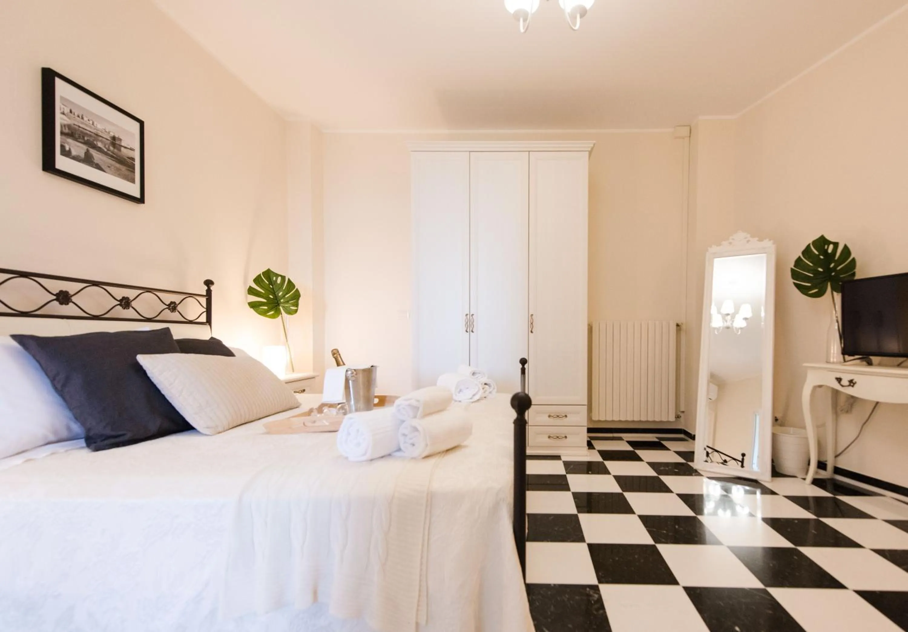 Photo of the whole room, Bed in Residenza Il Sole