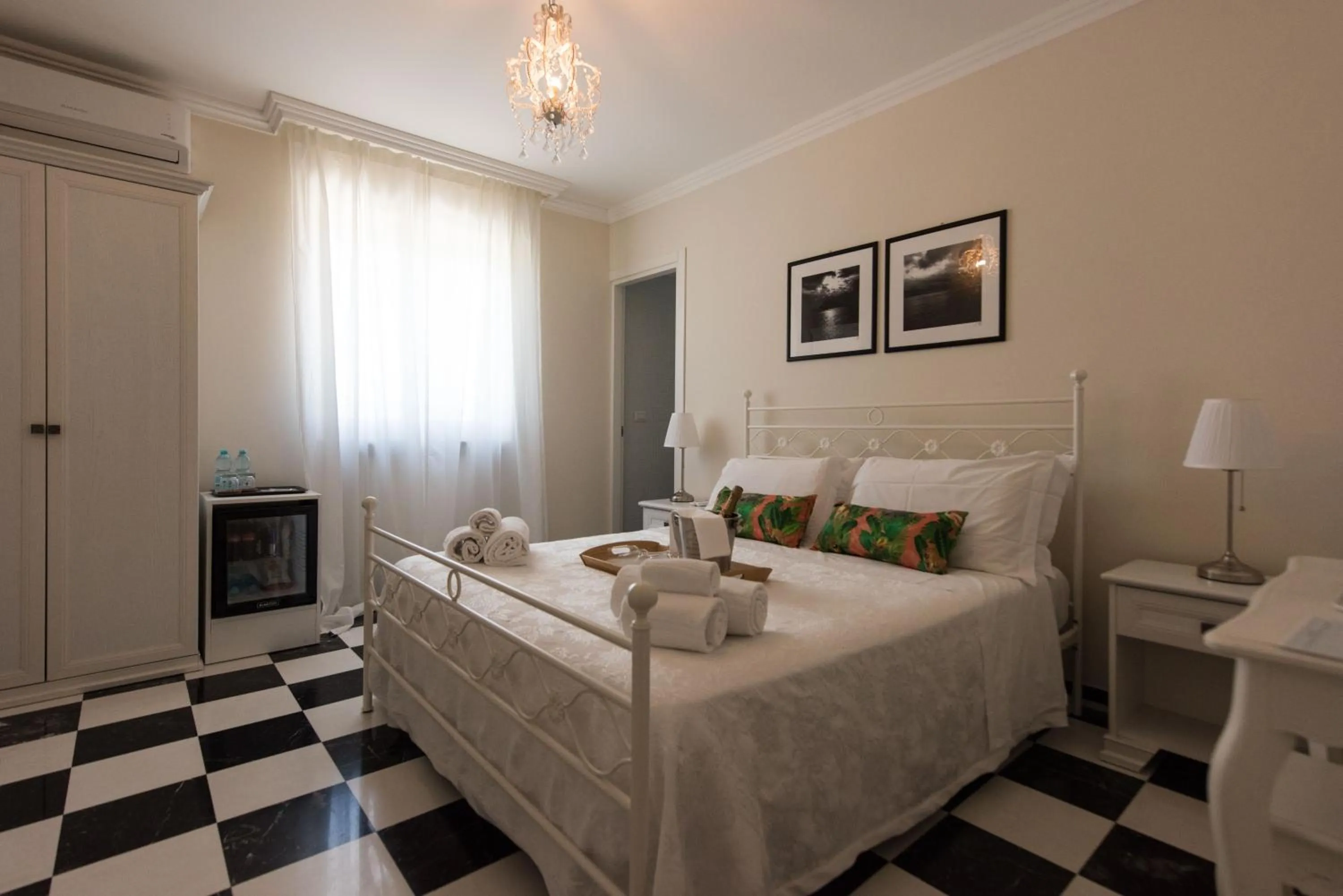 Photo of the whole room, Bed in Residenza Il Sole