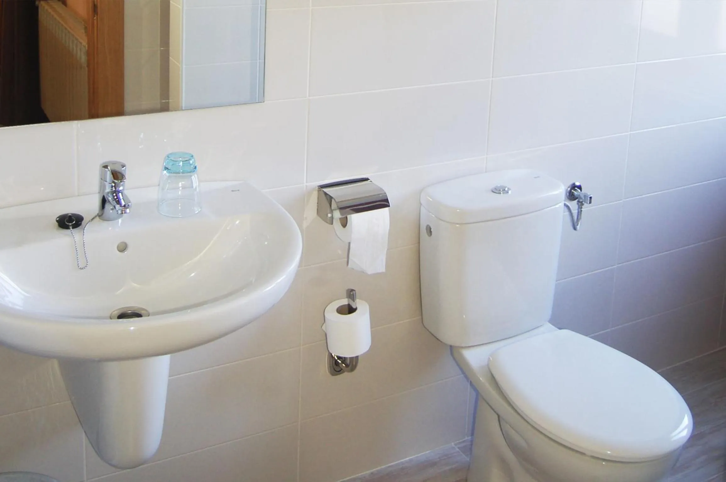 Bathroom in Hotel Lupa