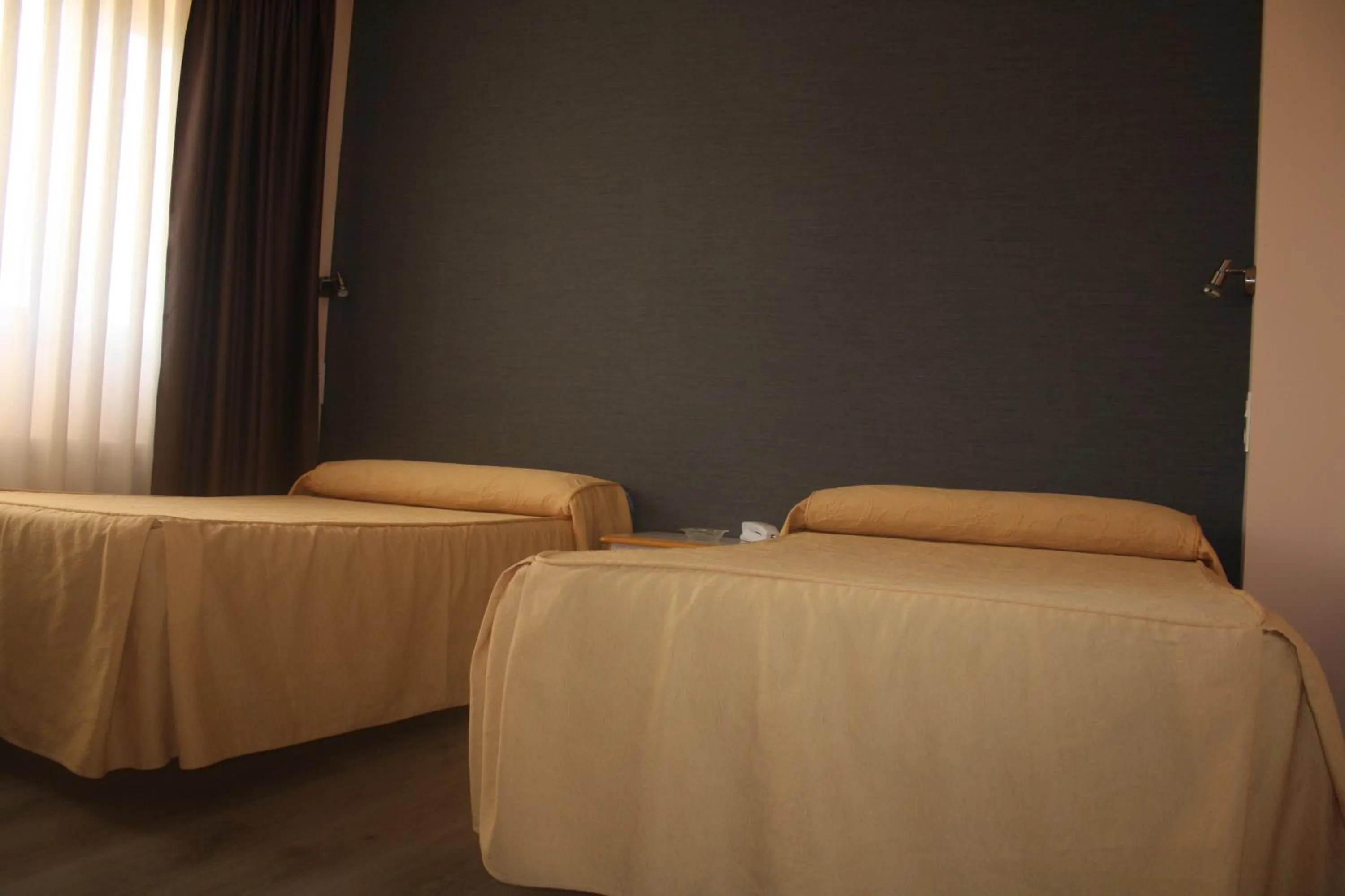 Photo of the whole room, Bed in Hotel Lupa