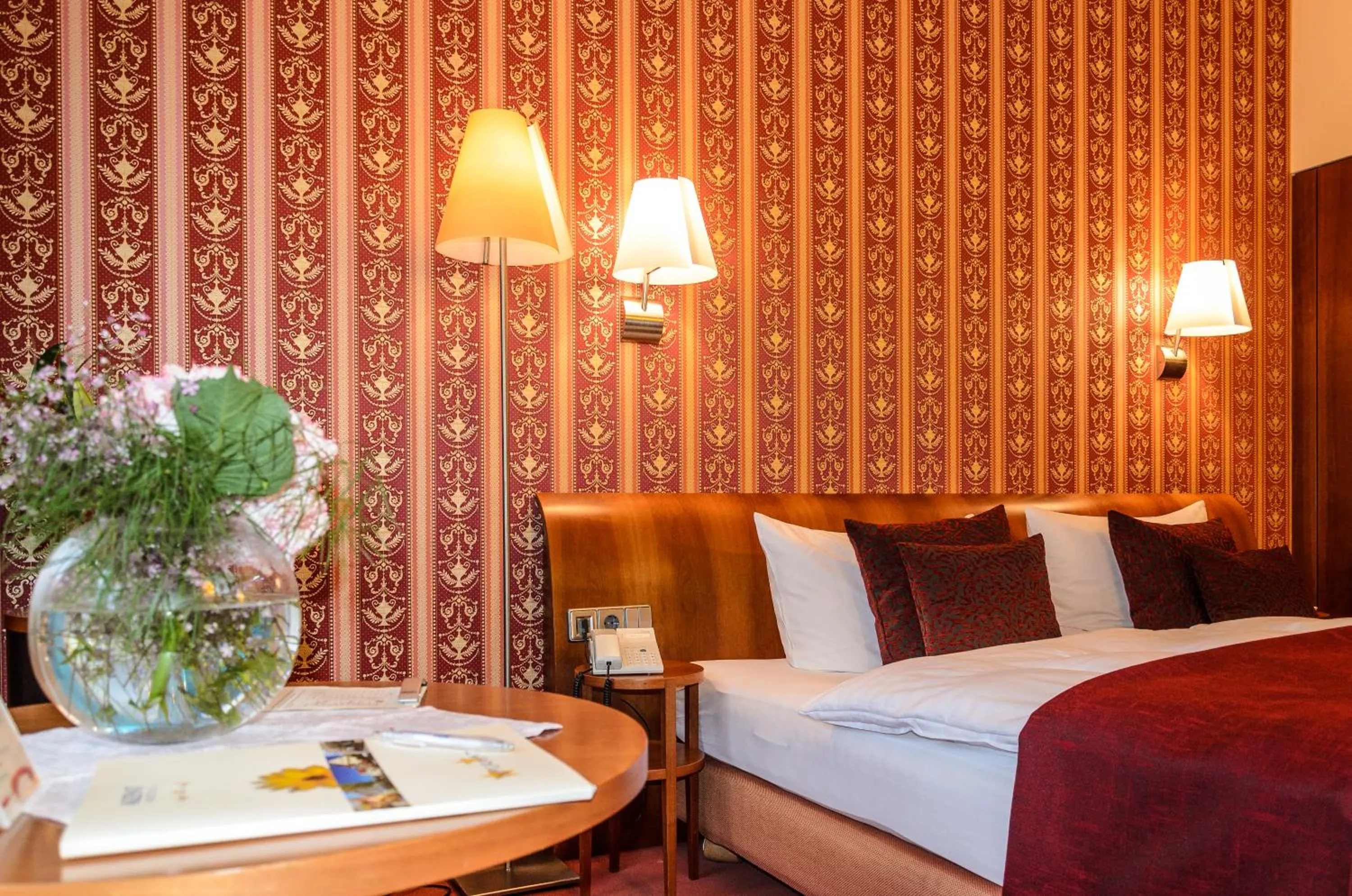 Photo of the whole room, Bed in Akzent Hotel Goldner Hirsch