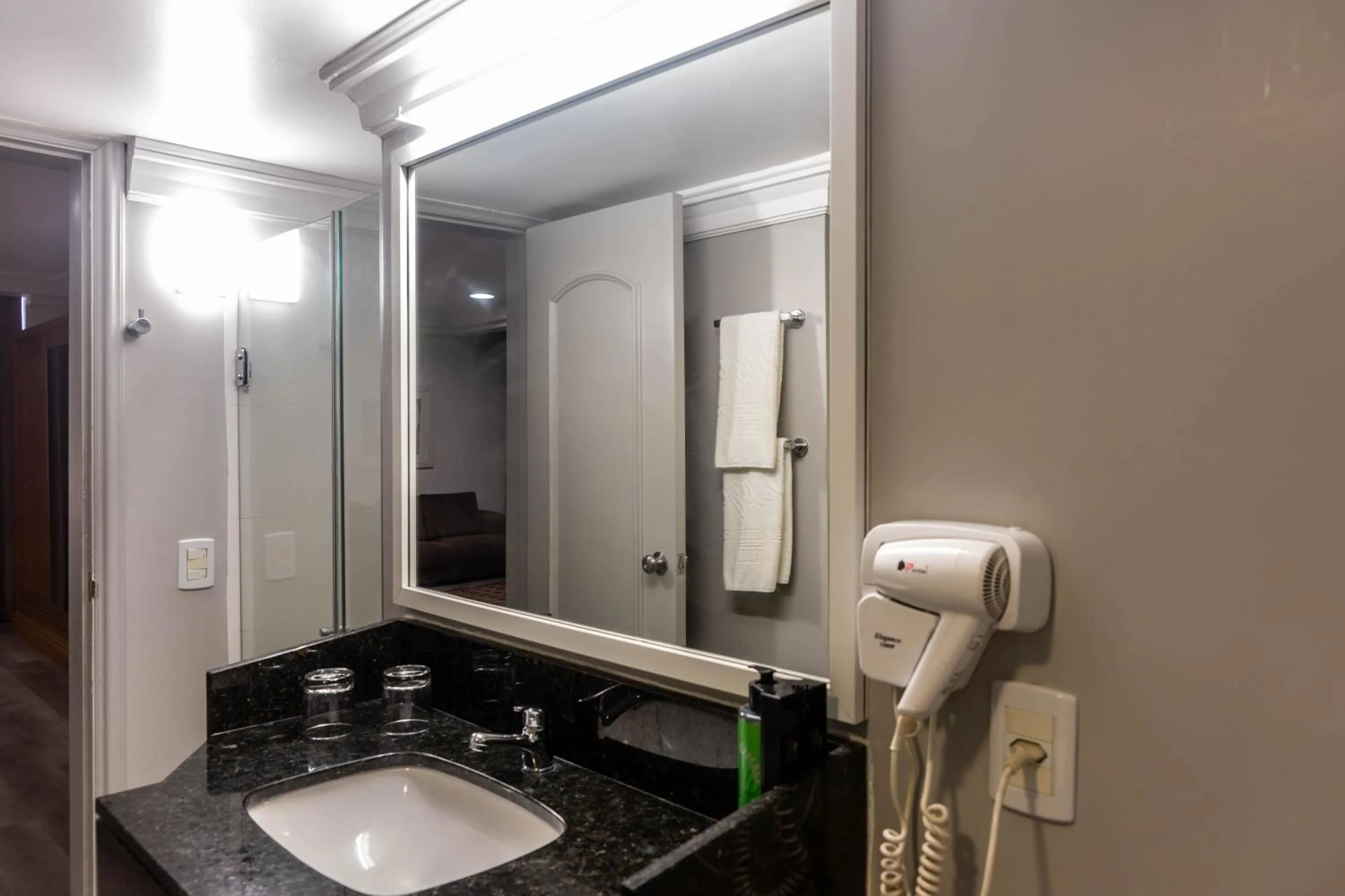 Bathroom in Plaza São Rafael Hotel