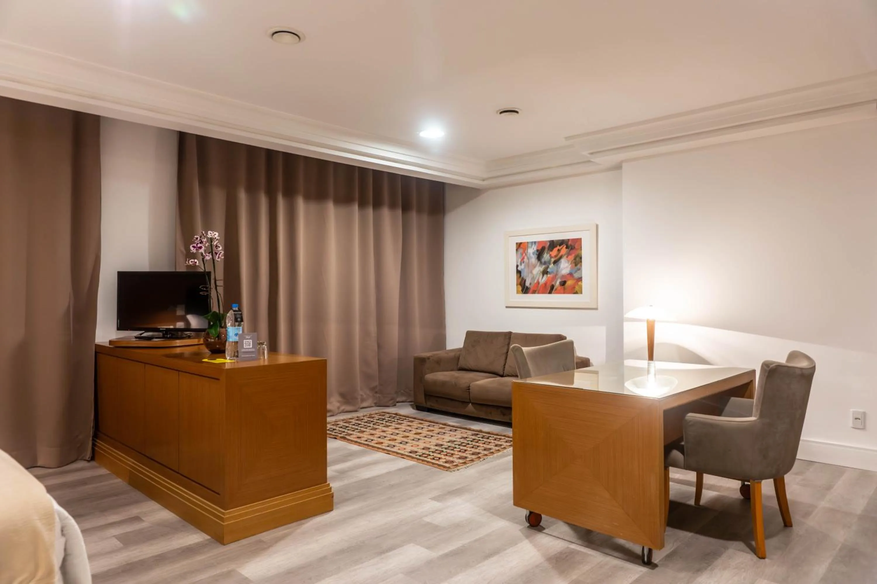 Living room in Plaza São Rafael Hotel