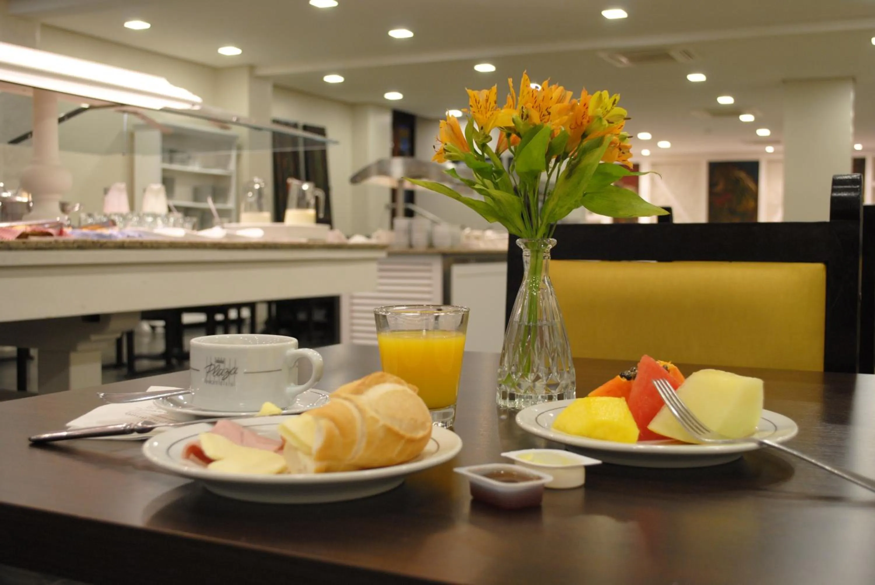 Buffet breakfast in Plaza São Rafael Hotel