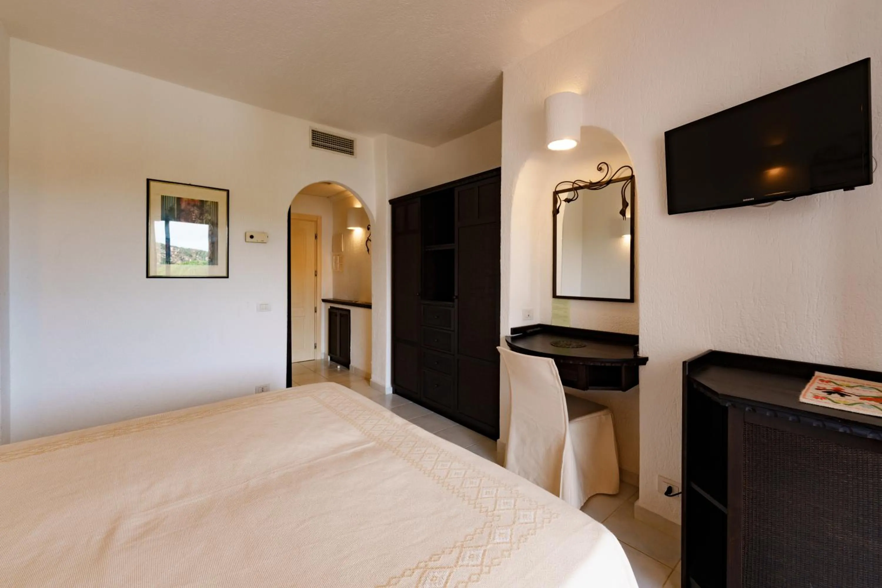 Bedroom, Bed in Hotel Punta Est