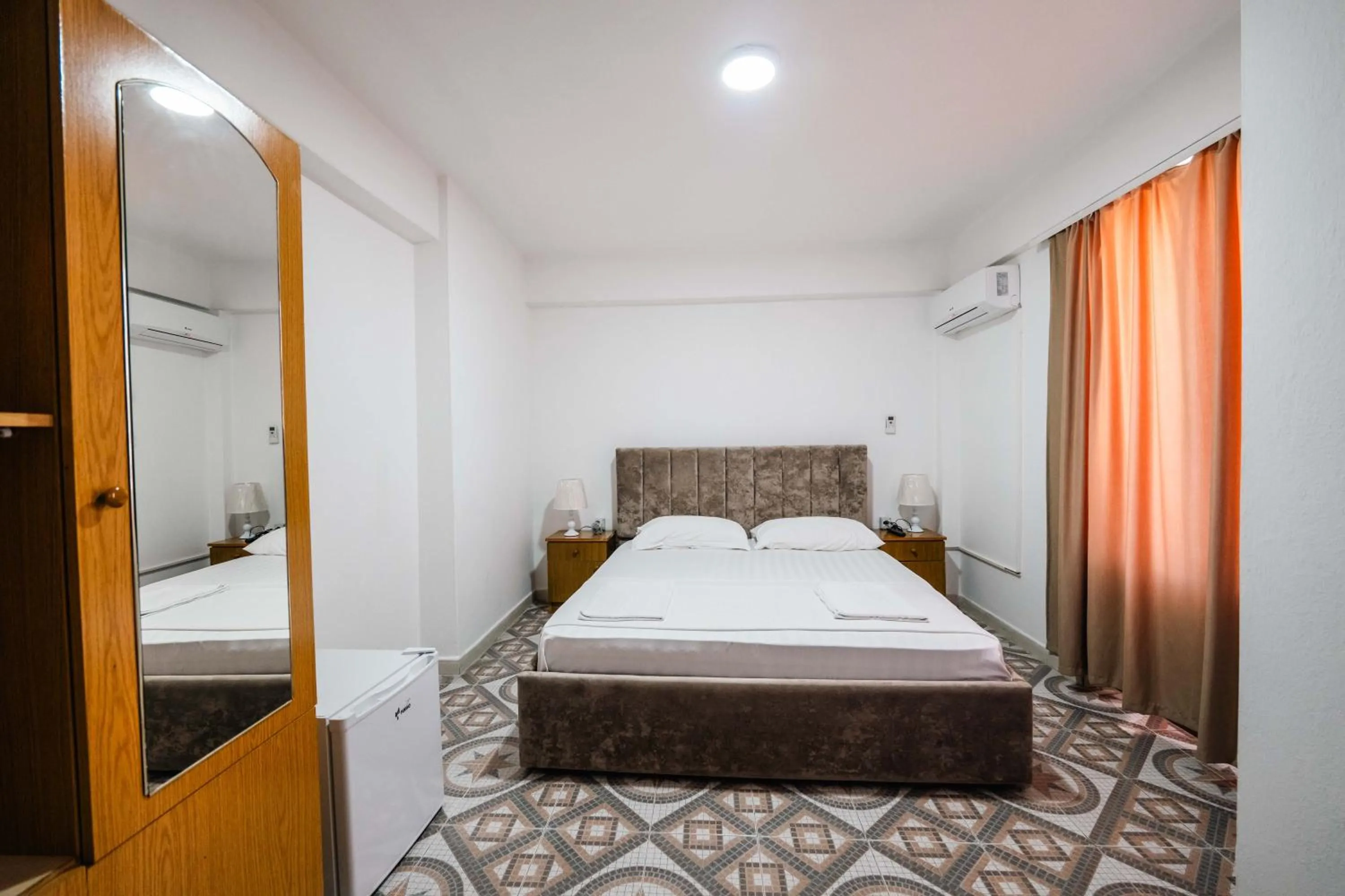 Photo of the whole room, Bed in KURTI Hotel