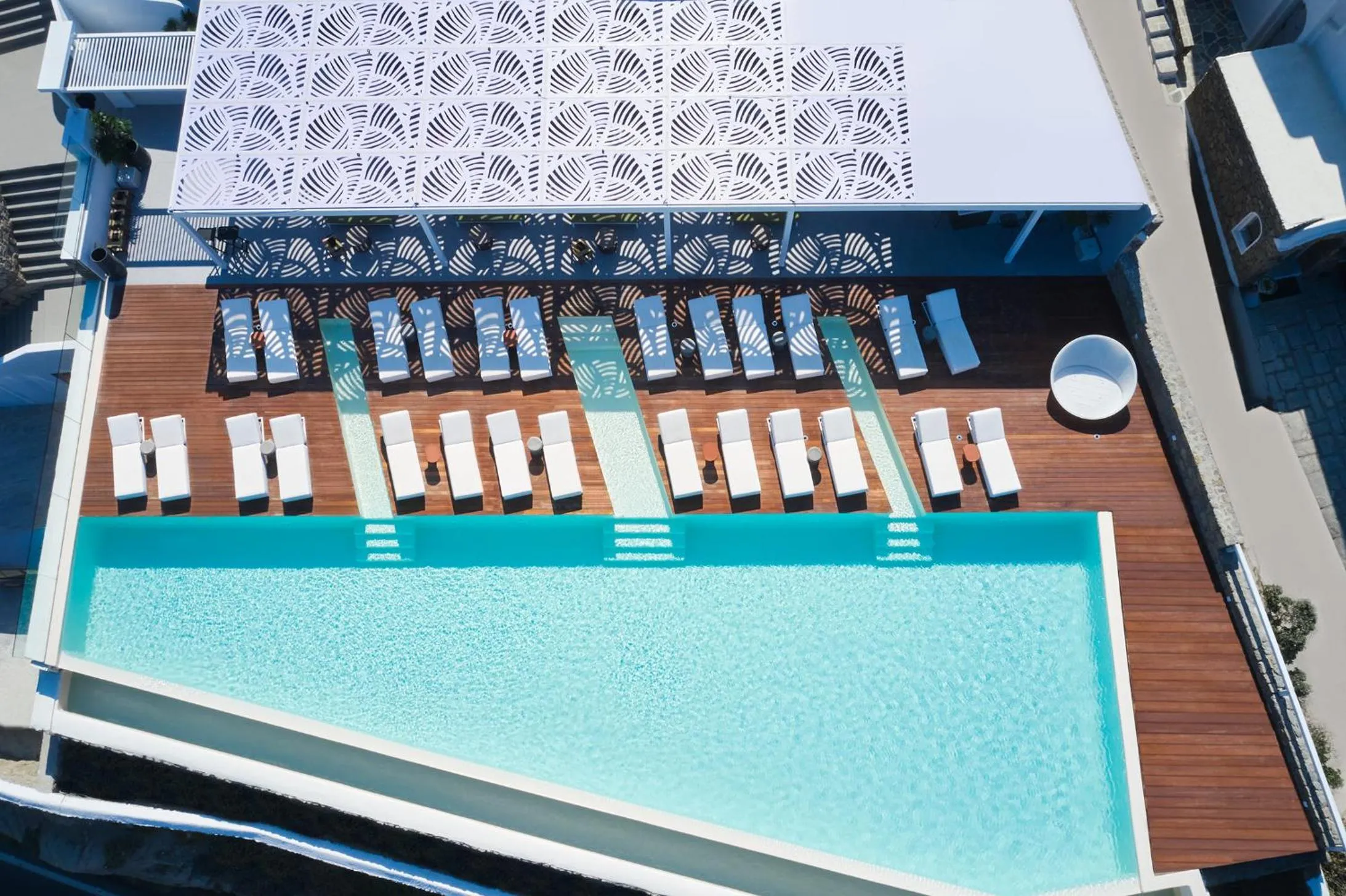 Swimming pool in Kouros Hotel & Suites