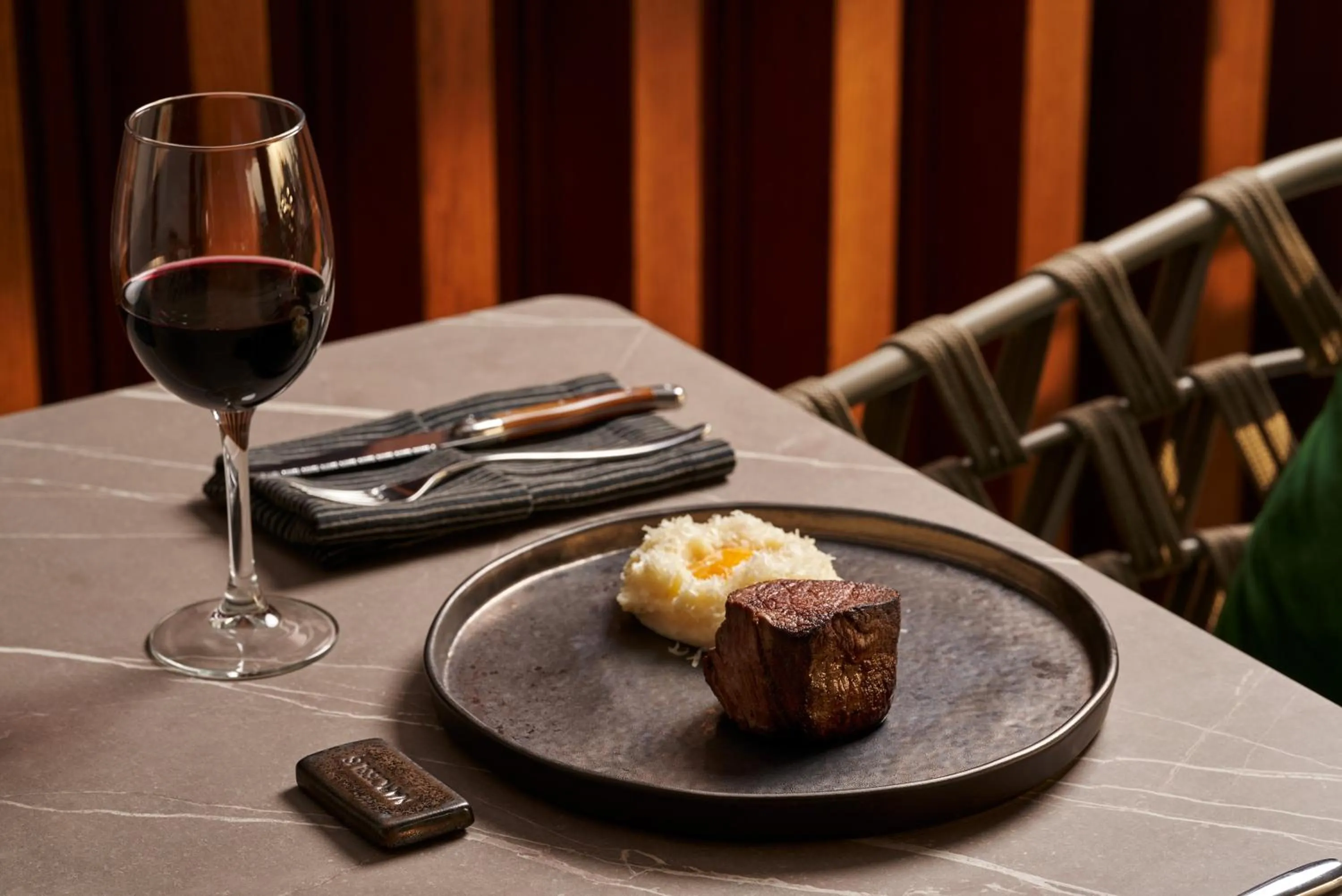 Food and drinks in Kouros Hotel & Suites