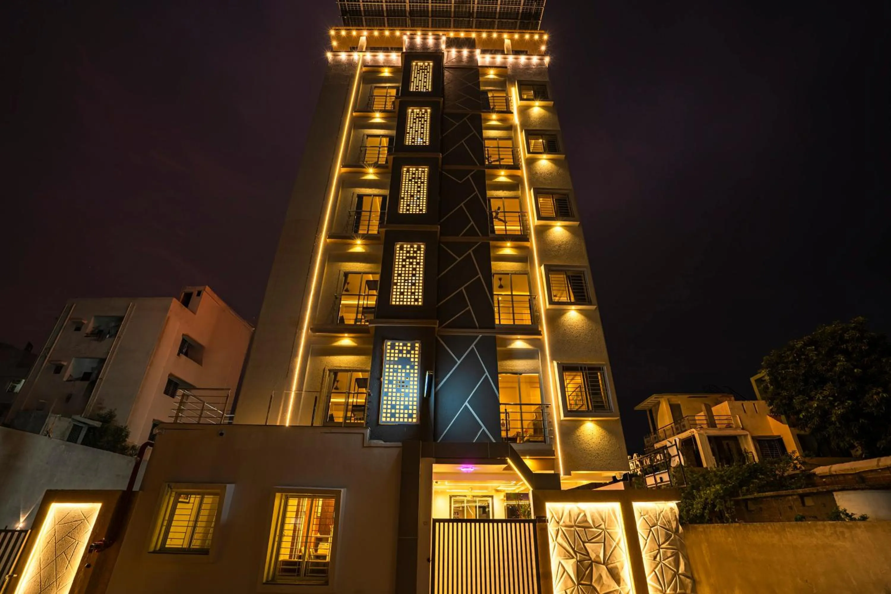 Property building in Treebo Parashar Max