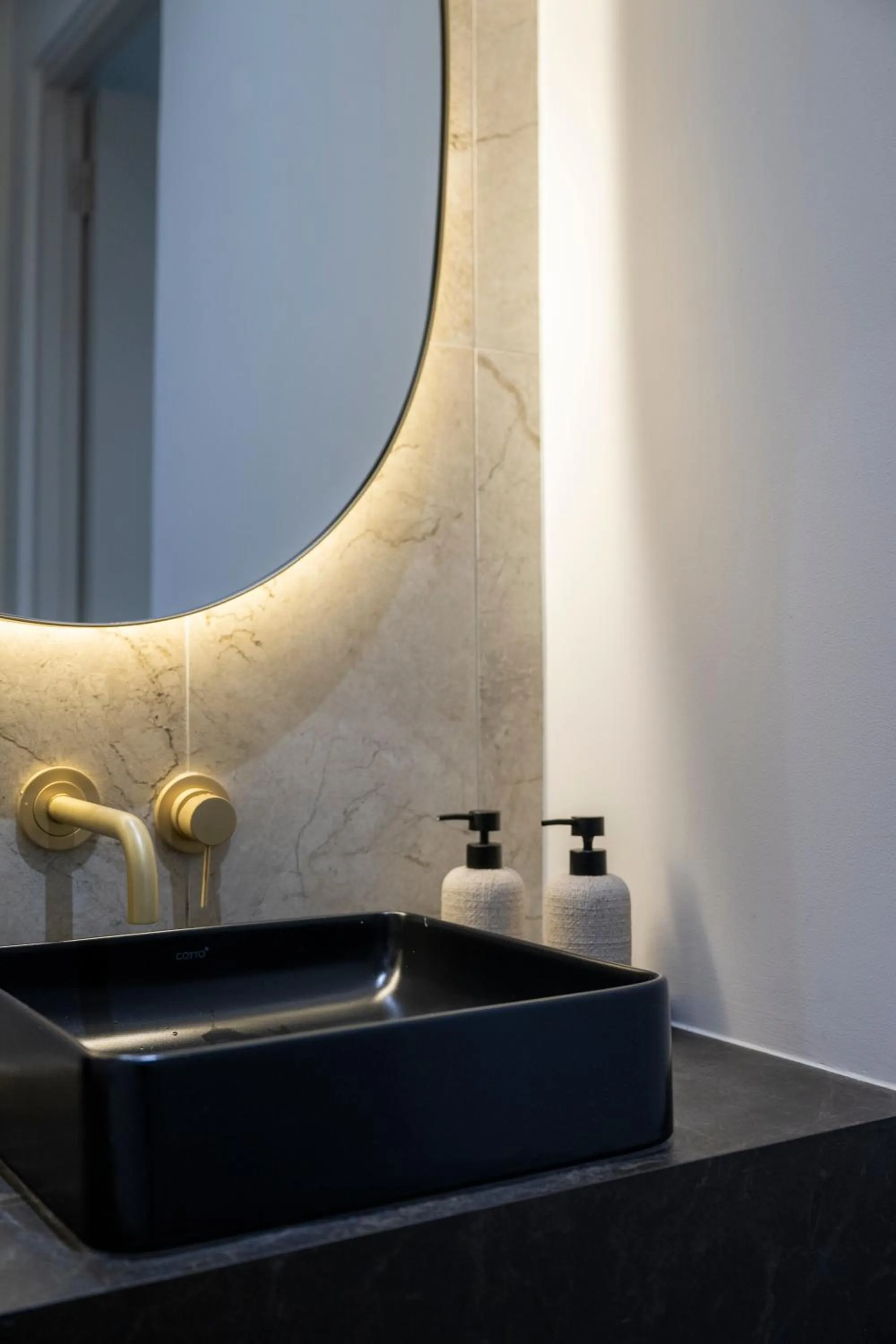 Bathroom in One Rosebank Executive Apartment Hotel