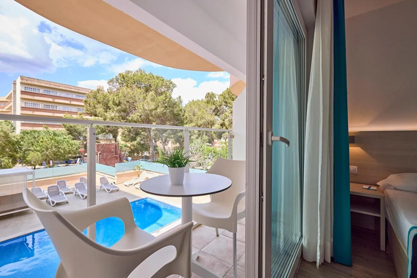 Balcony/Terrace in Welikehotel Fenix