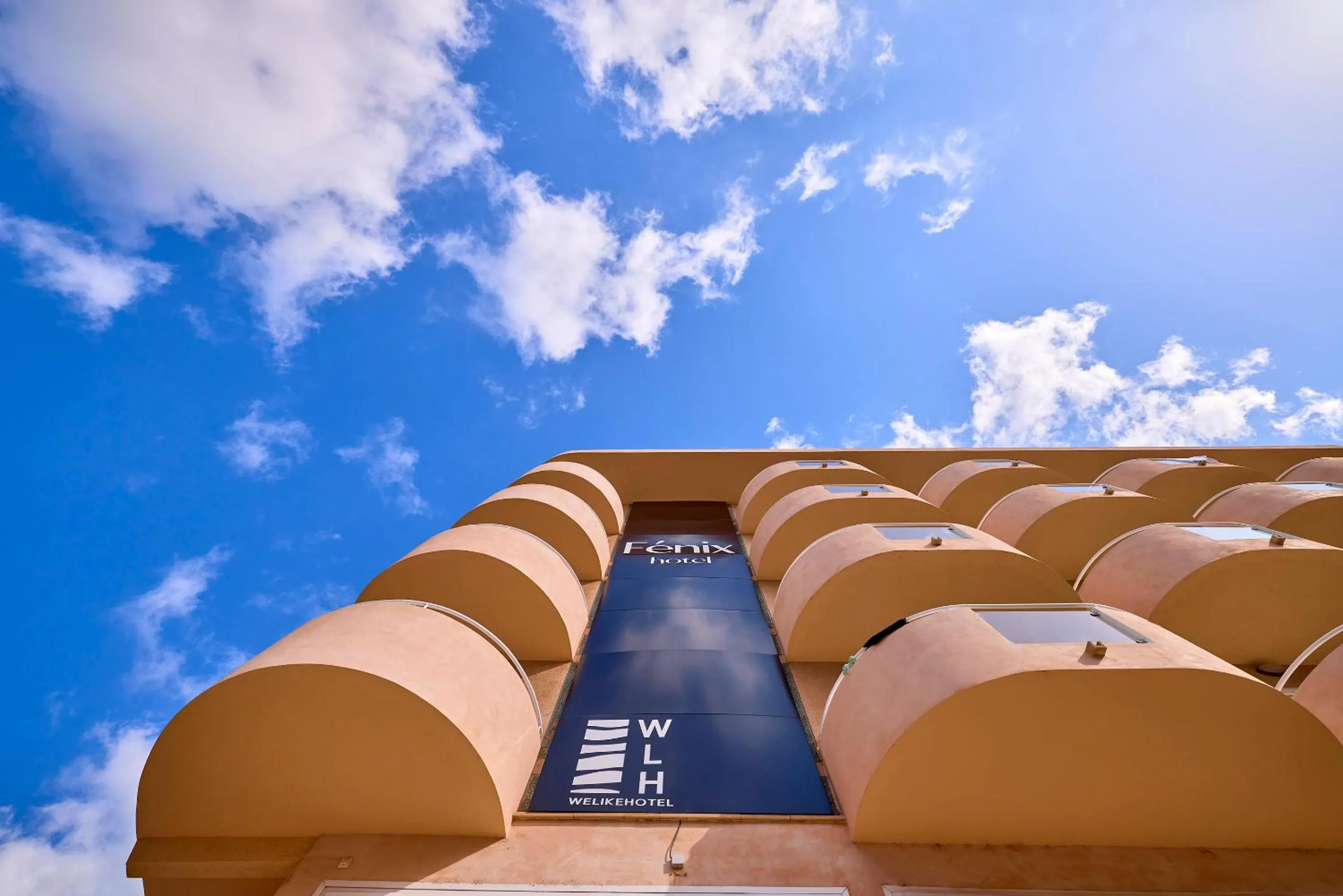 Facade/entrance in Welikehotel Fenix