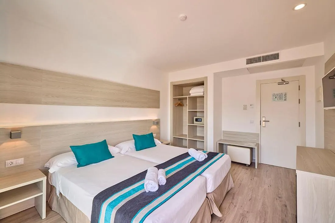 Bed in Welikehotel Fenix