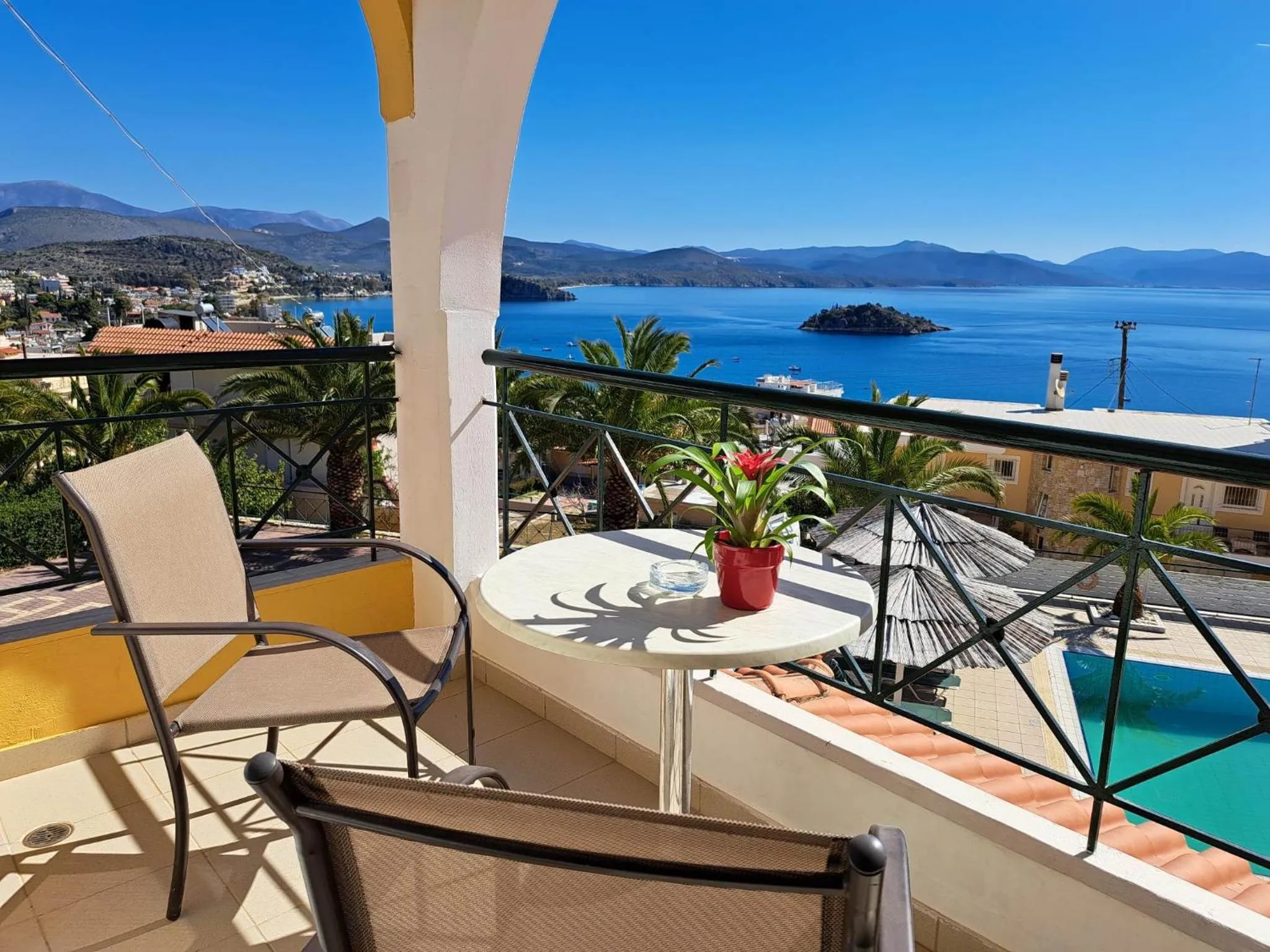 Sea view in Aretousa