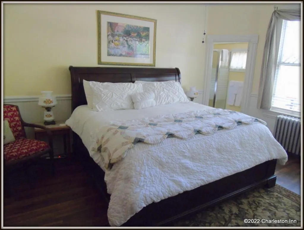 Bedroom, Bed in The Charleston Inn Hendersonville NC