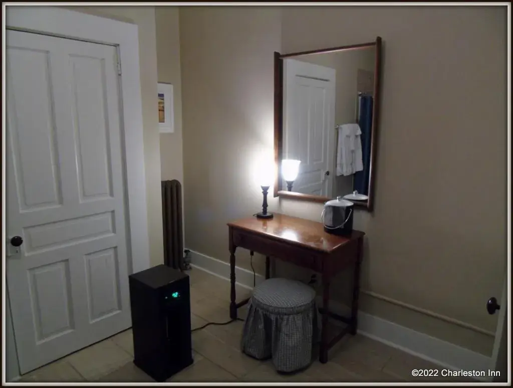 King Room in The Charleston Inn Hendersonville NC King Room in The Charleston Inn Hendersonville NC