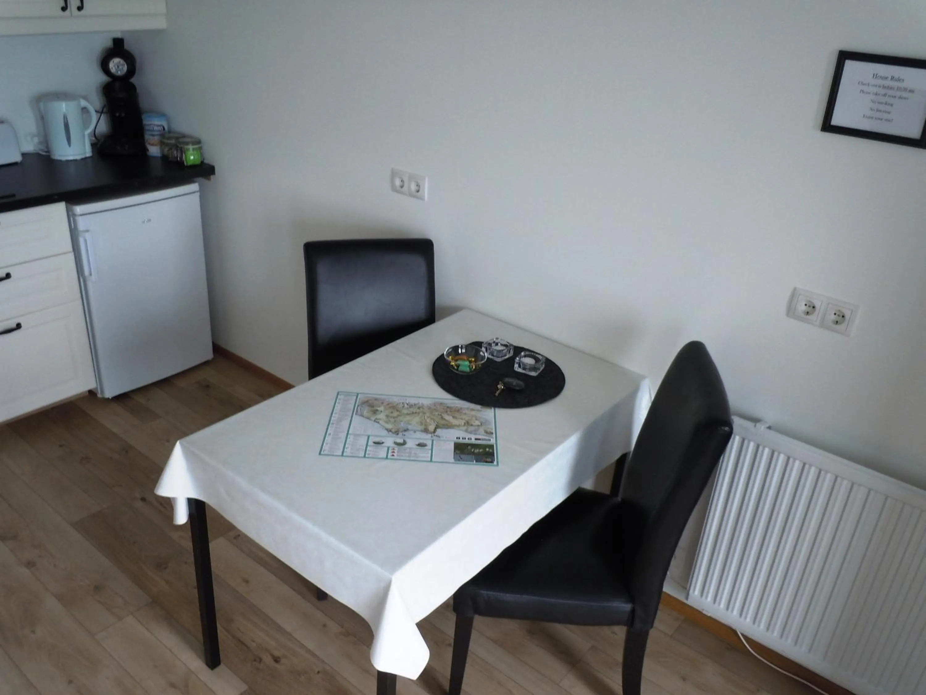 Kitchen or kitchenette in Hvammból Guesthouse