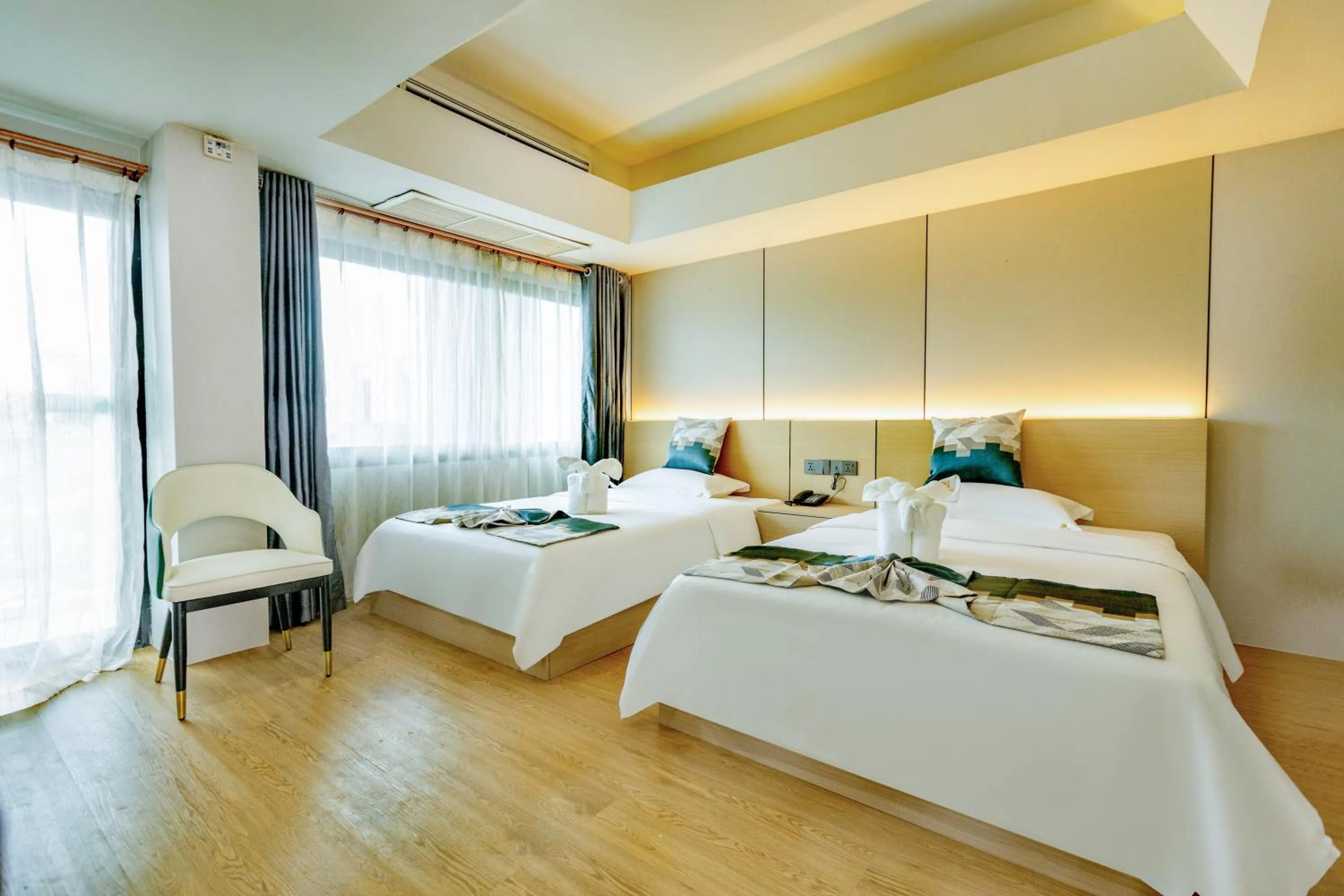 Bed in Xinmylin Boutique