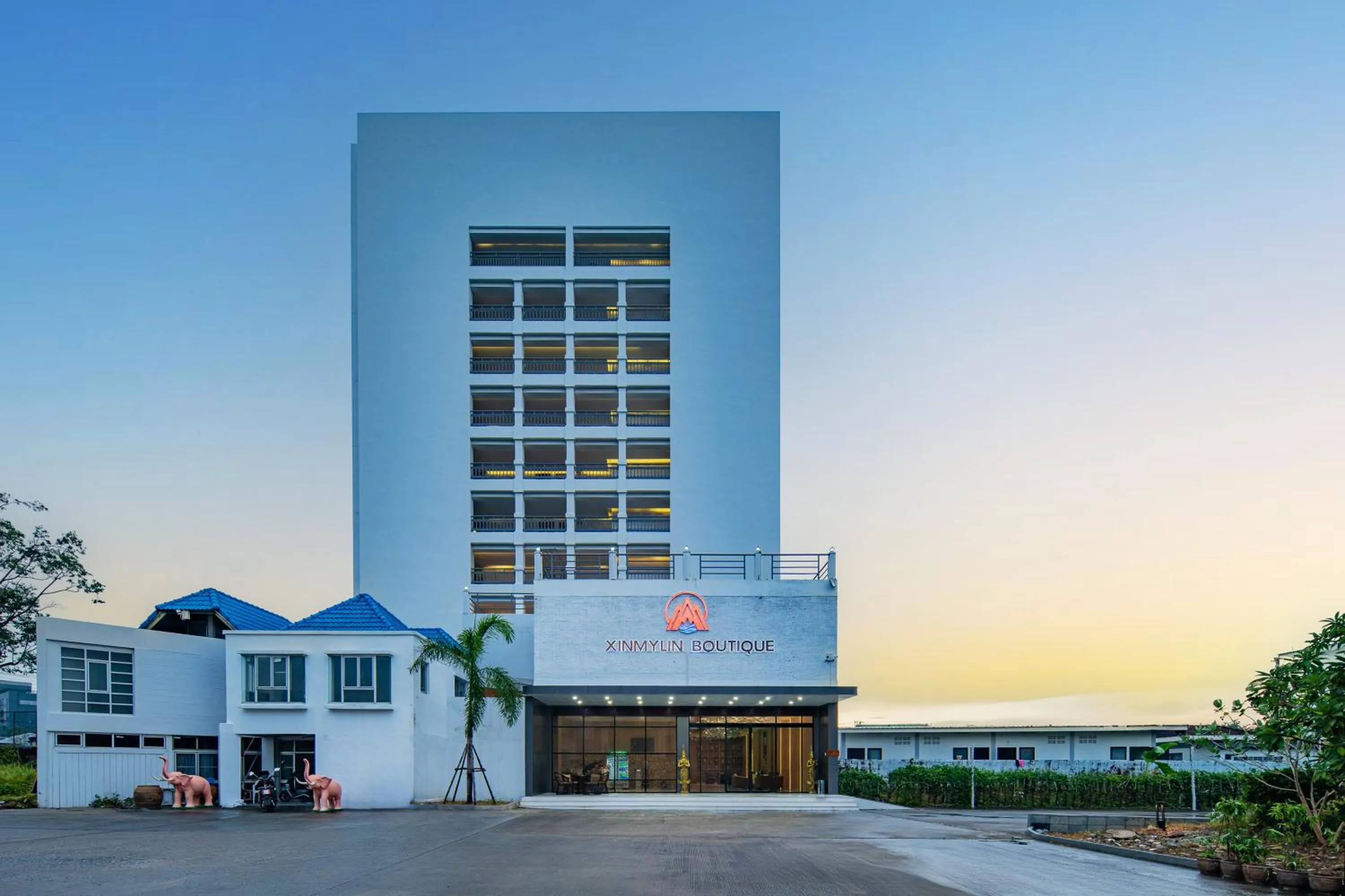 Xinmylin Boutique