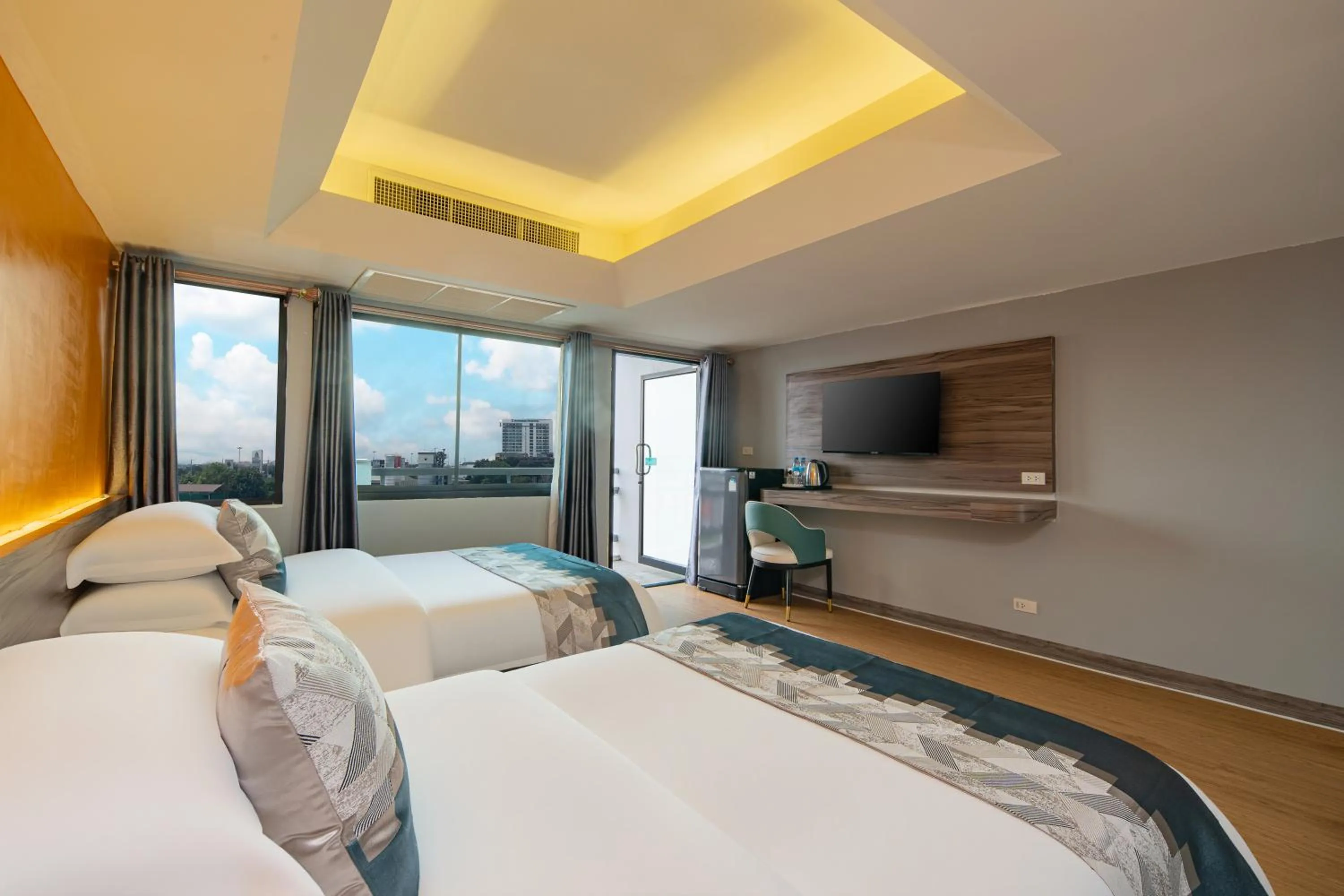 Bed in Xinmylin Boutique