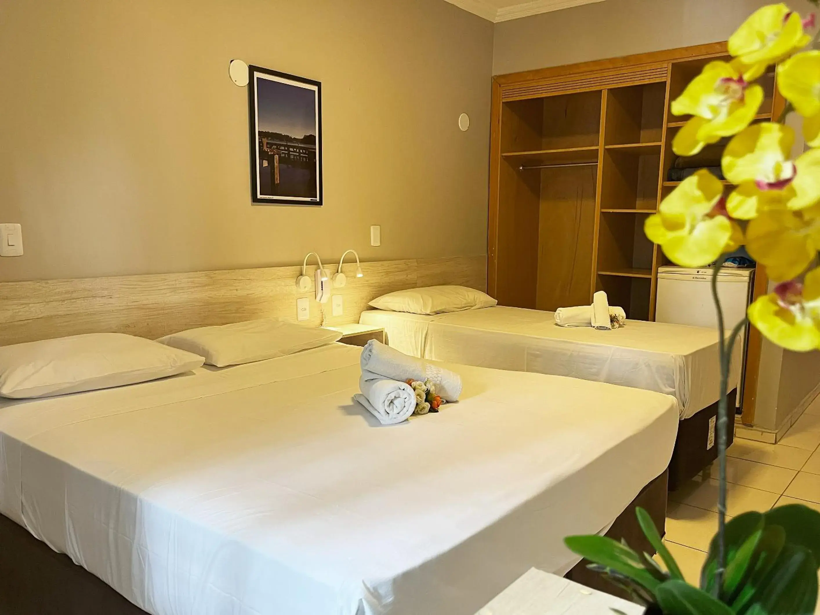 Deluxe Triple Room in Hotel Econotel by Bsb Inn Deluxe Triple Room in Hotel Econotel by Bsb Inn