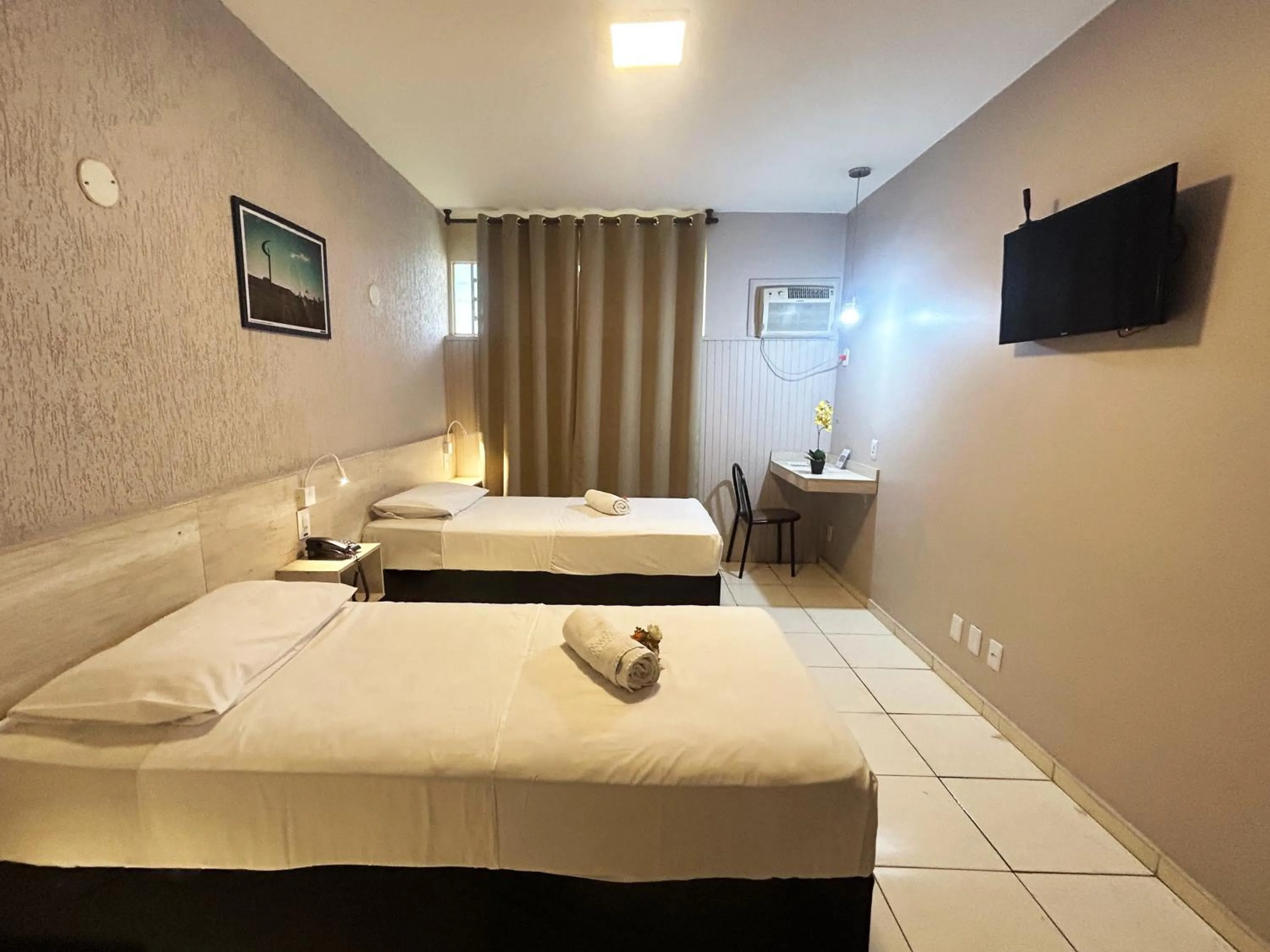 Bed in Hotel Econotel by Bsb Inn