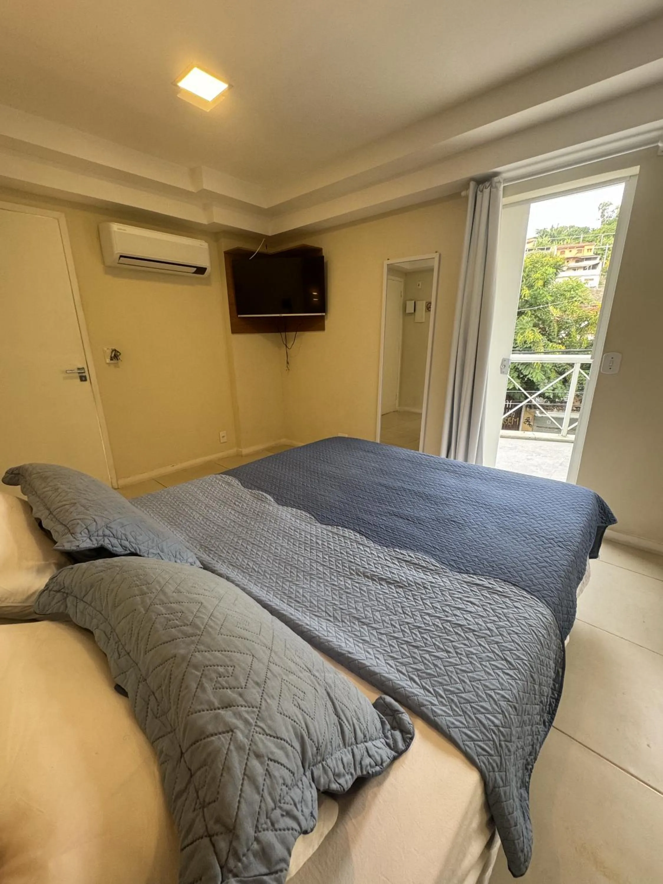 Bed in Hotel Cantareira