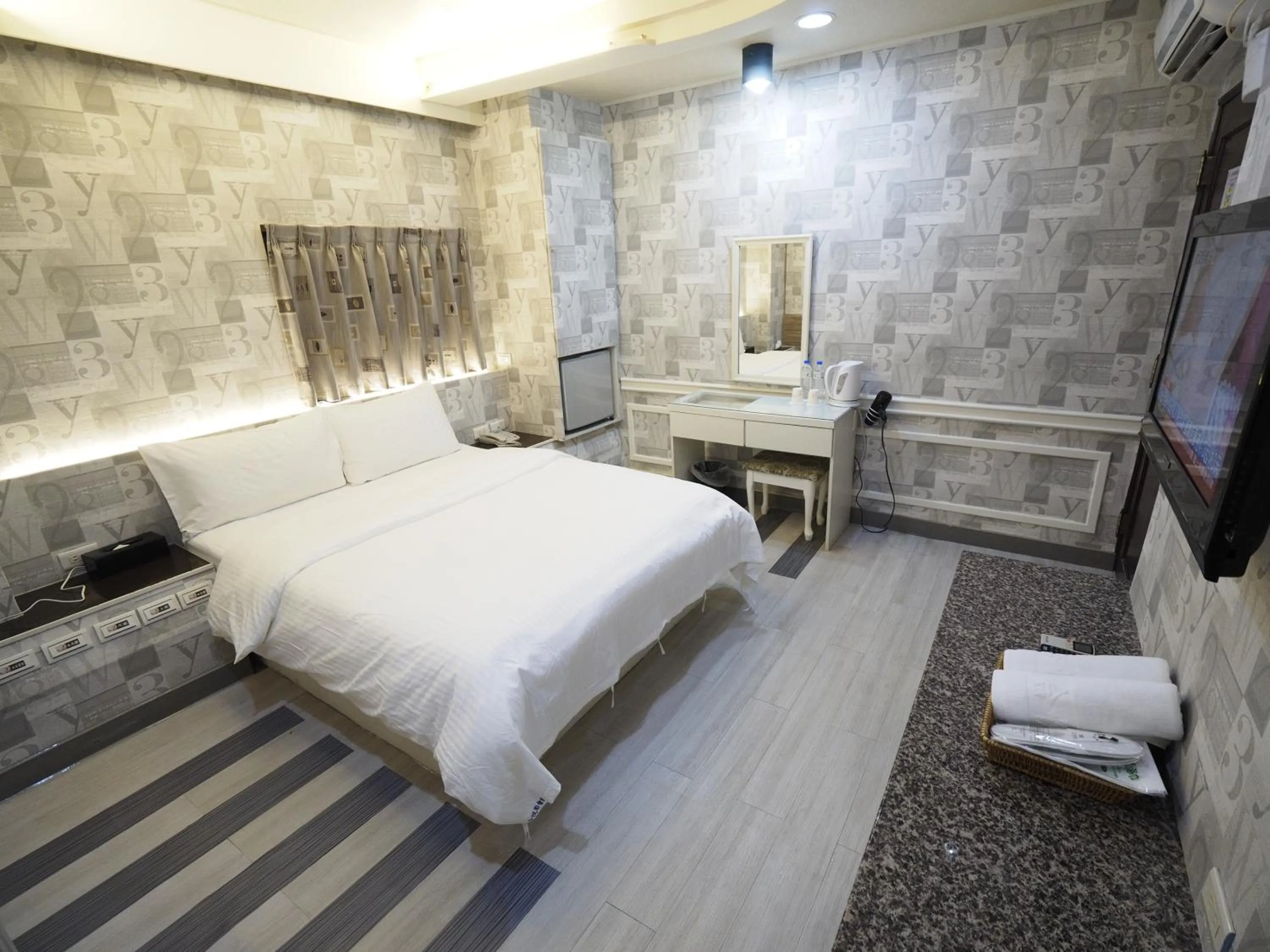 Bed in 合悅都會商旅 Heyue HOTEL